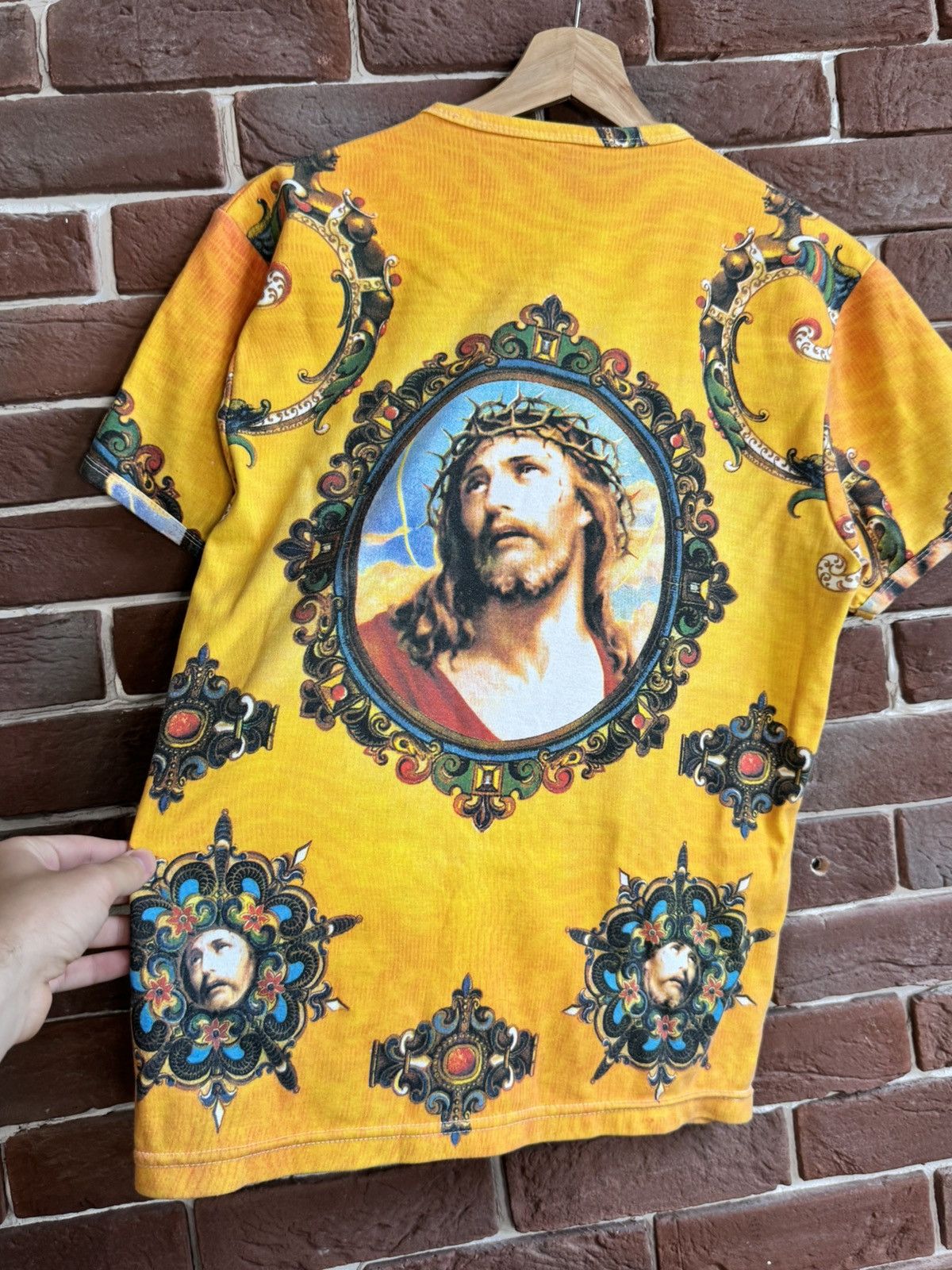 Vintage Vintage Y2K l Jesus Christ Cross All over print Tee art hype Size US M / EU 48-50 / 2 - 5 Thumbnail