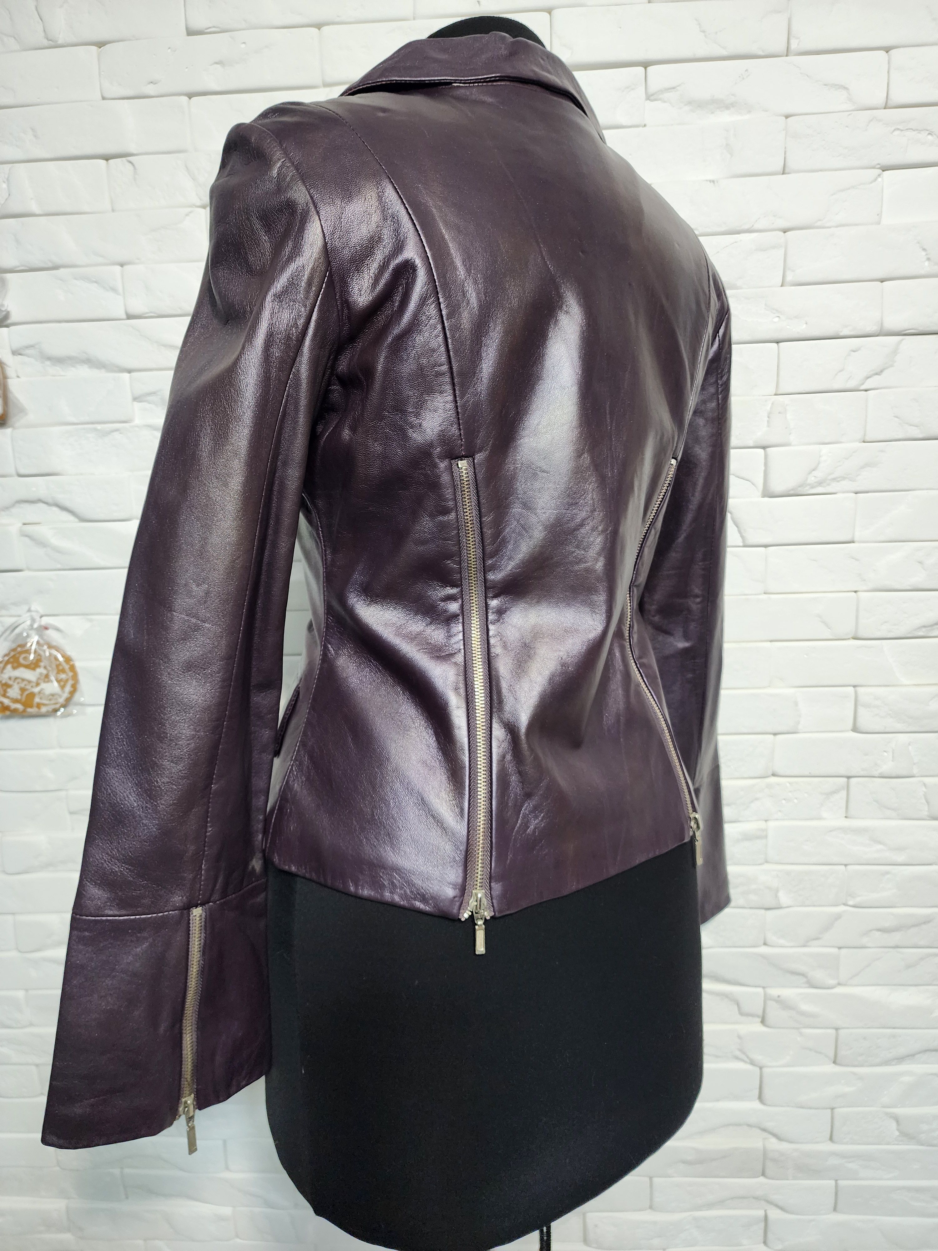 Other Purple Leather Jacket: Women's Vintage Styled Jacket Size M / US 6-8 / IT 42-44 - 7 Thumbnail