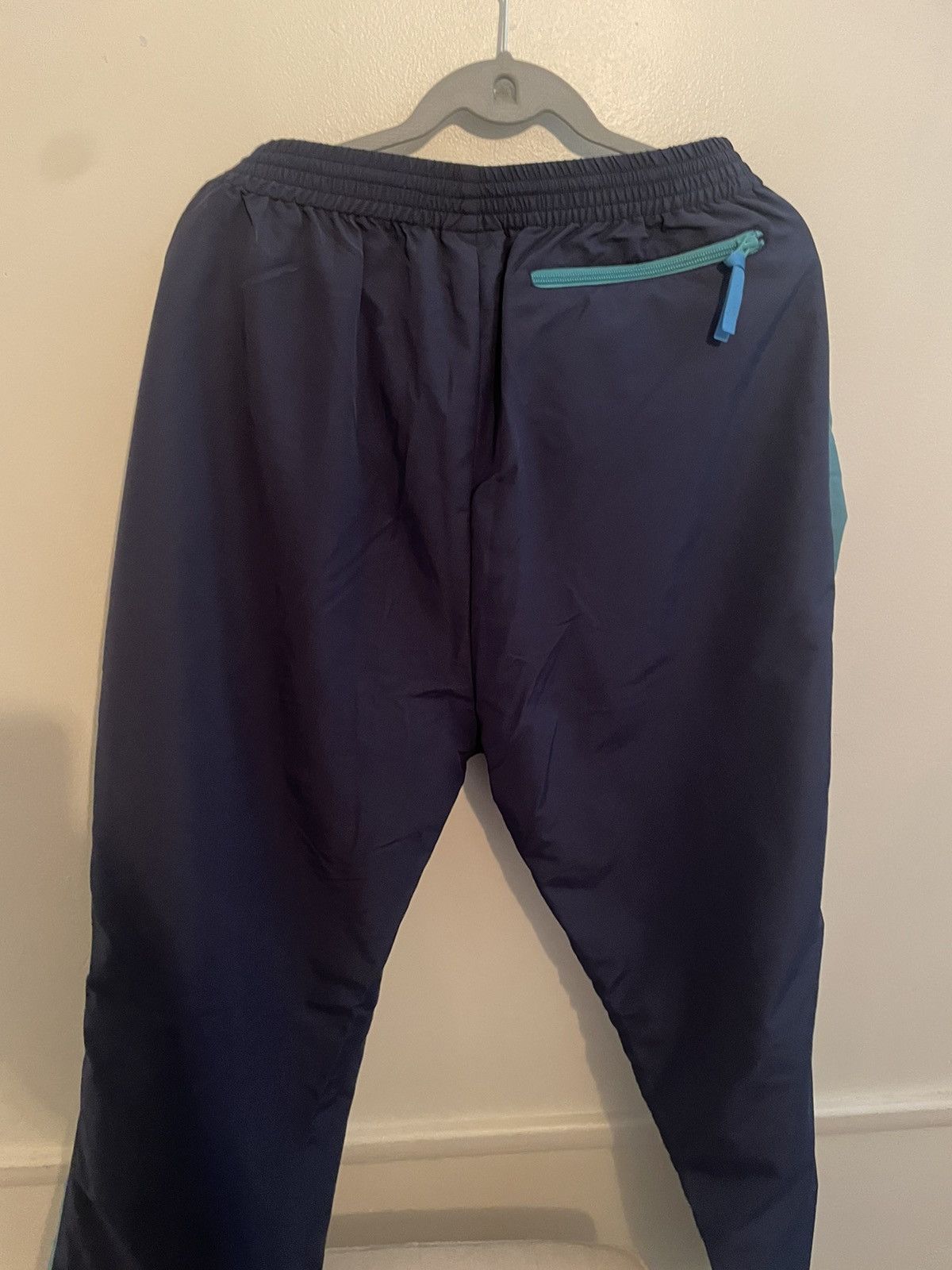 Undefeated Undefeated Nylon Jogger Sweatpants • XXL Size US 38 / EU 54 - 4 Thumbnail