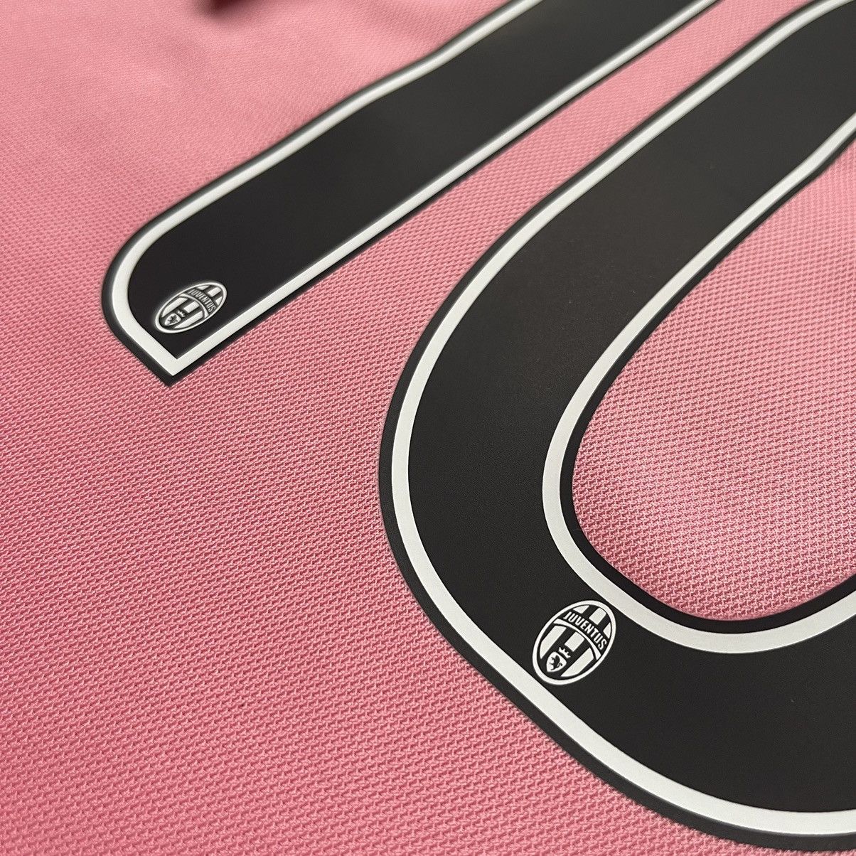 Adidas × Vintage JUVENTUS ADIDAS 2015/2016 SOCCER AWAY DRAKE JERSEY #10 POGBA Size US S / EU 44-46 / 1 - 19 Thumbnail