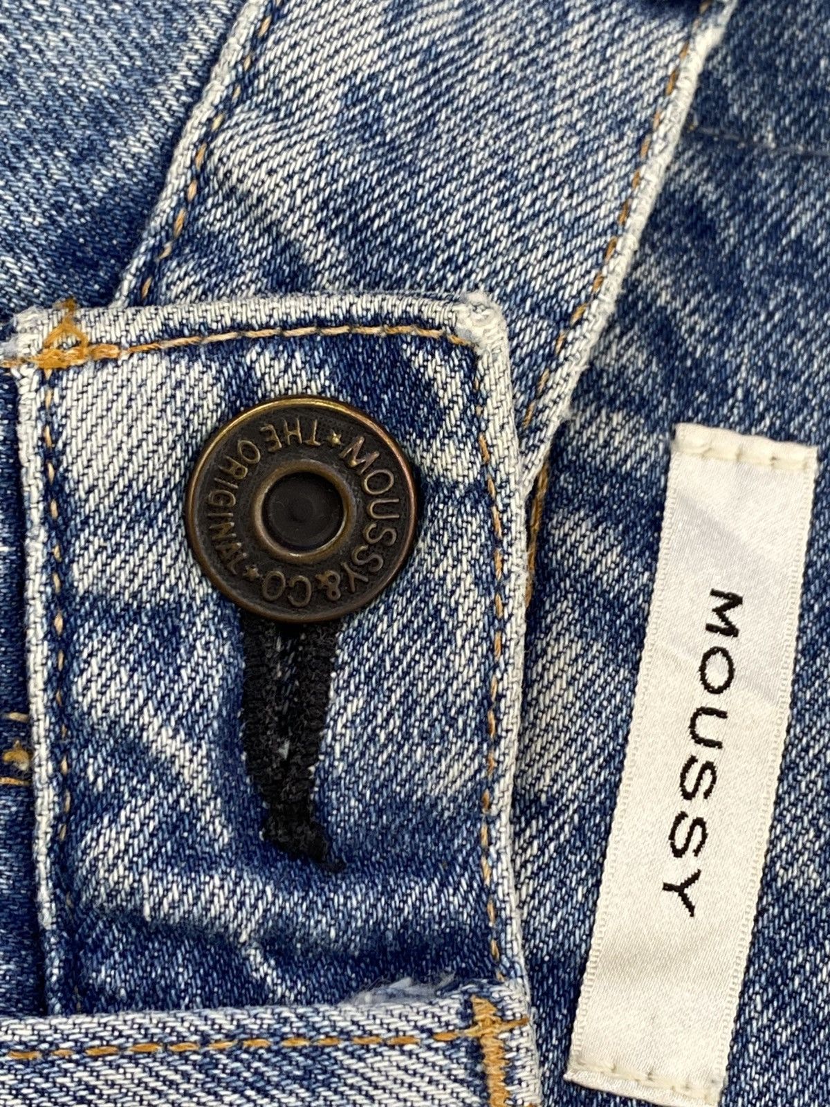 MOUSSY Moussy Acid Blue Wash Whiskers Style Flare Jeans Size US 26 / EU 42 - 13 Thumbnail