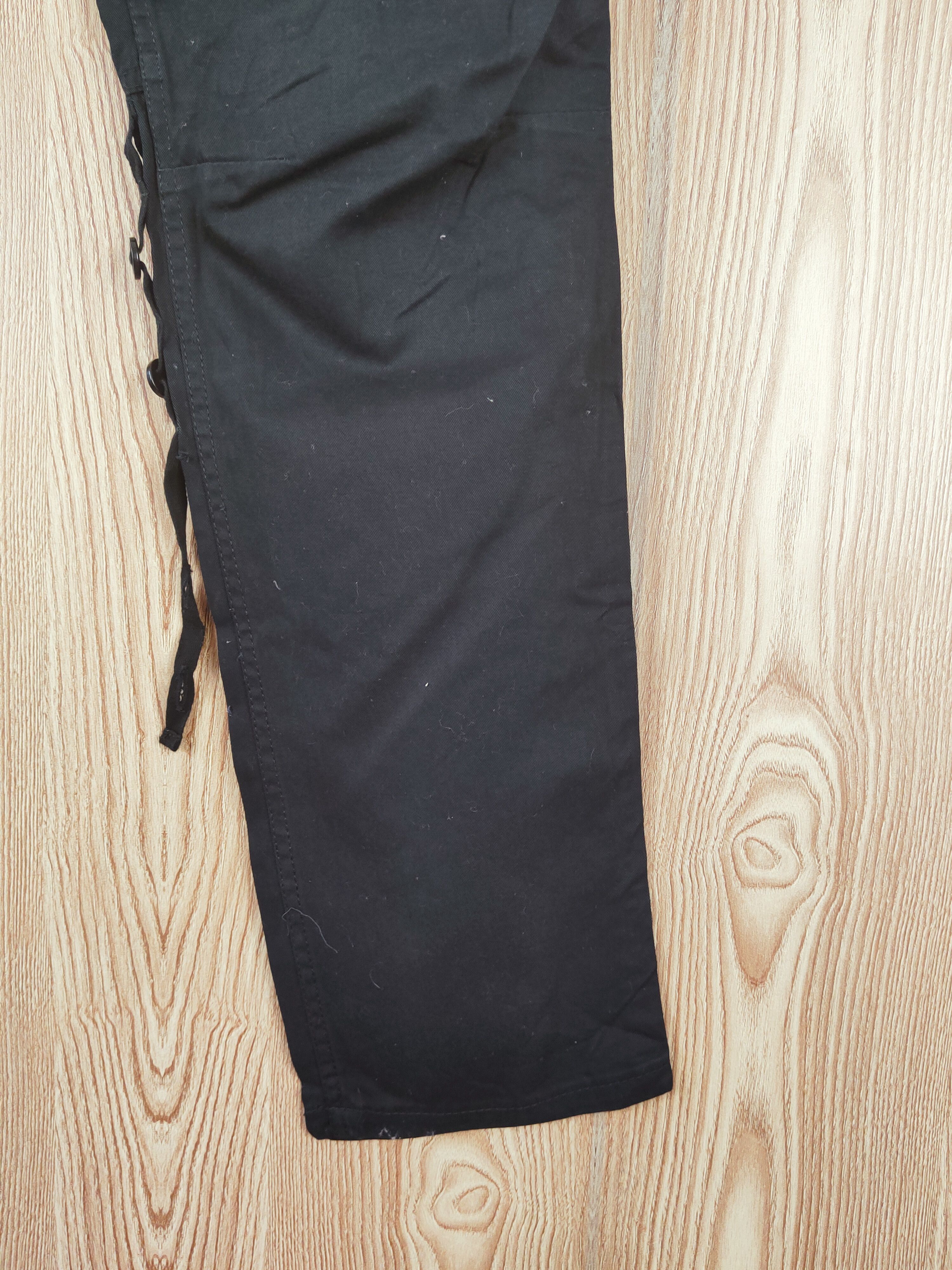 Japanese Brand Japanese Brand Black Multipocket Tactical Cargo Pants #W293 Size US 29 - 7 Thumbnail