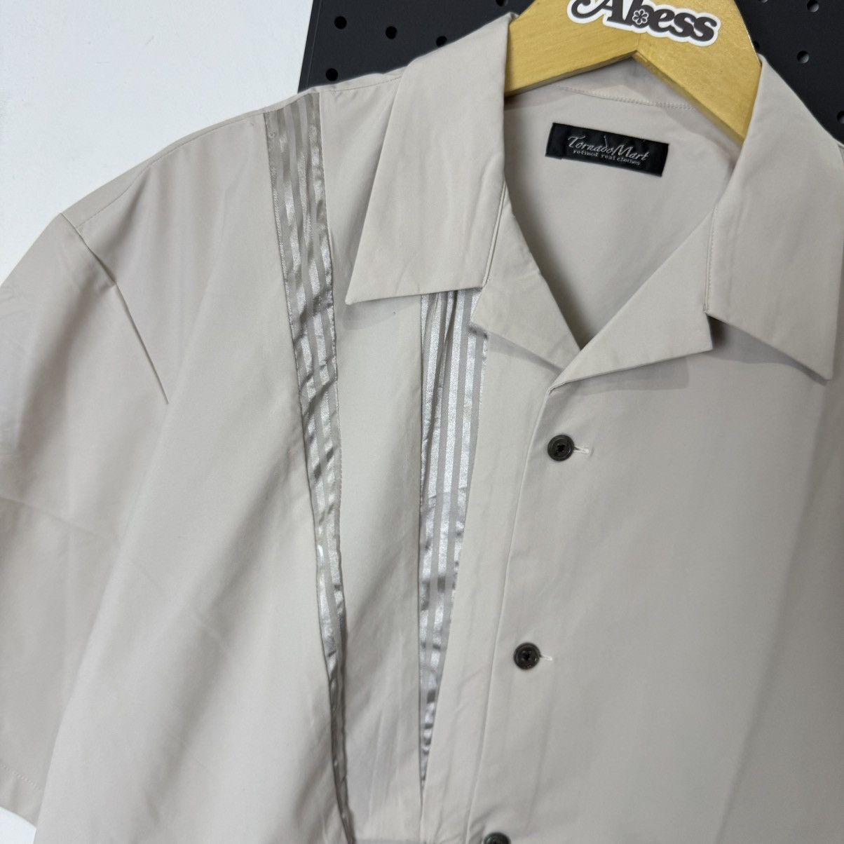 Tornado Mart TORNADO MART line shoulder pattern short shirt Size US L / EU 52-54 / 3 - 4 Thumbnail