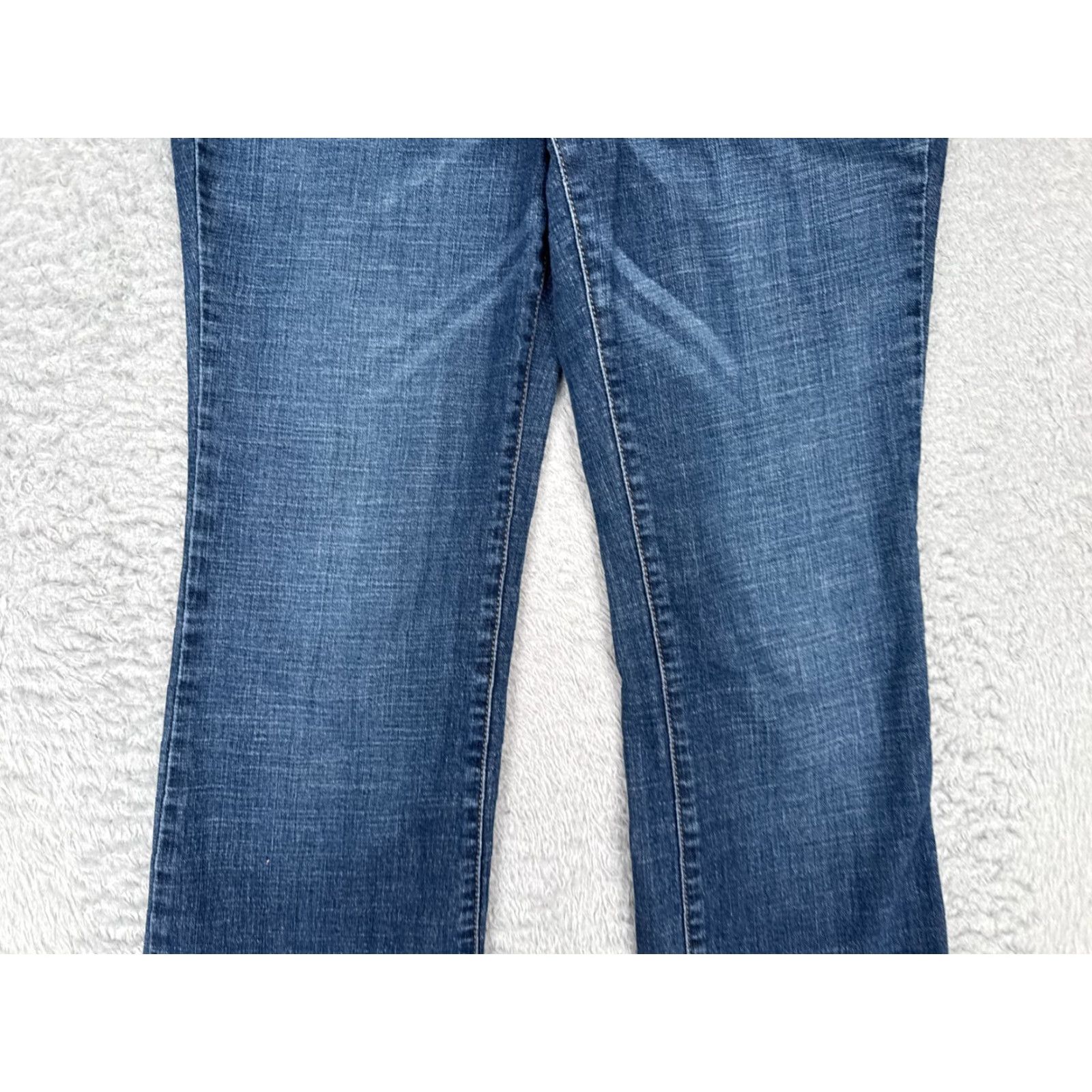 Lee Lee Jeans Women Jeans 6P Blue Denim Curvy Fit Bootcut Cotton Blend Mid Rise 28x31 5-Pocket Zipper Embroidered Machine Washable Vintage No Size 28" / US 6 / IT 42 - 3 Thumbnail