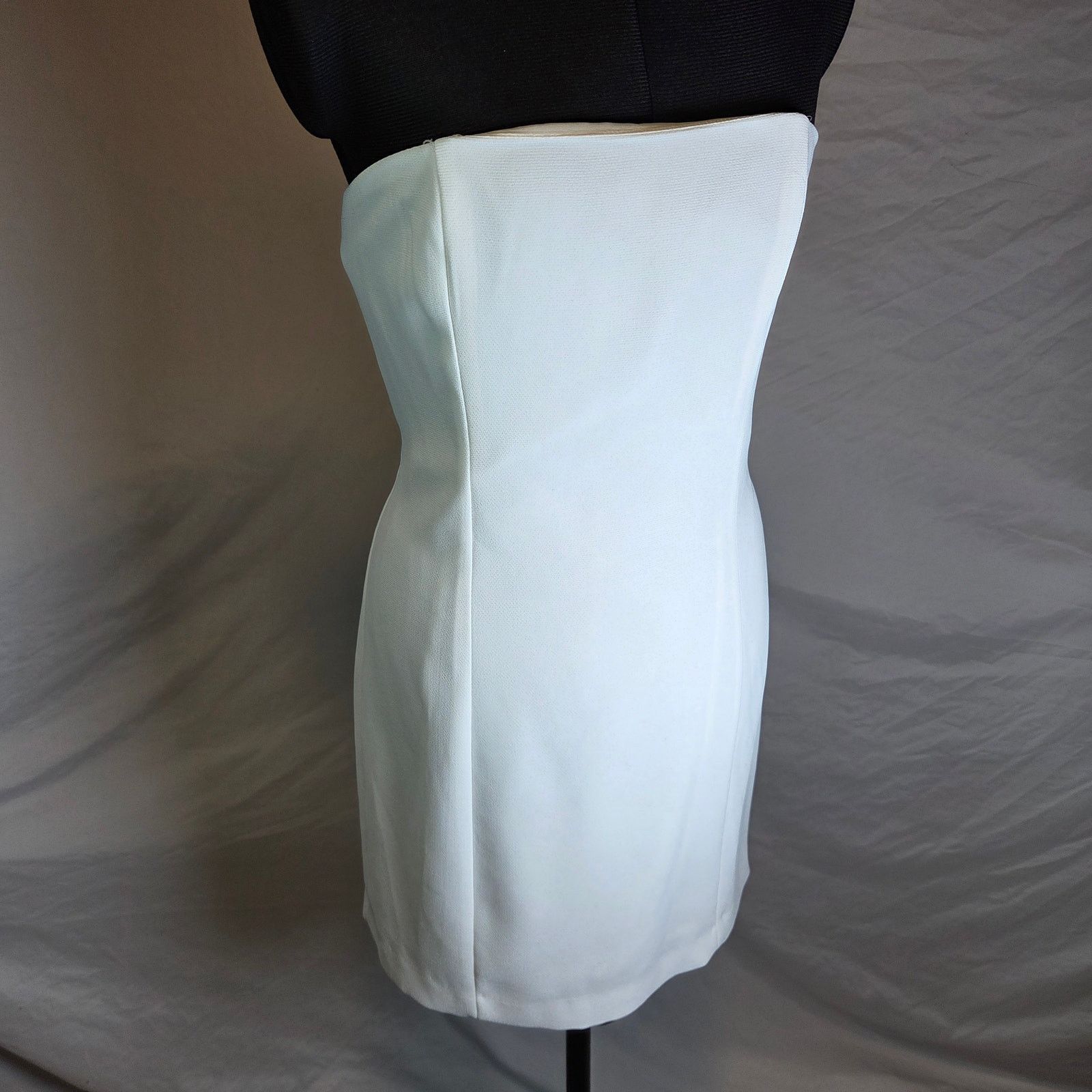 Vintage Hugo Buscati White Strapless Mini Dress Size 10 Size L / US 10 / IT 46 - 1 Thumbnail