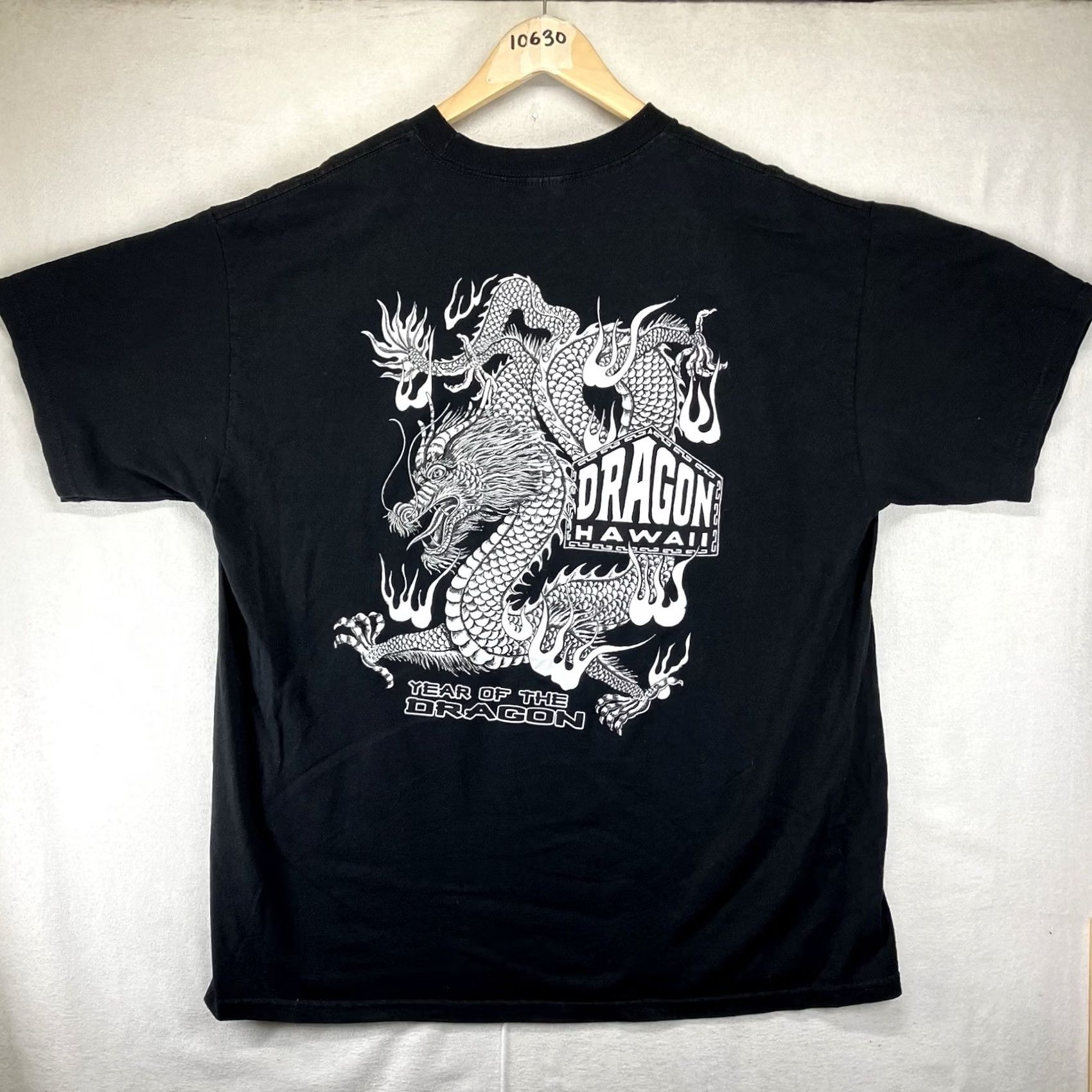 AAA VINTAGE Mens Dragon T Shirt XL 2000s Y2K Chinese Tribal Art DRAGON HAWAII Black Cotton Size US XL / EU 56 / 4 - 2 Thumbnail