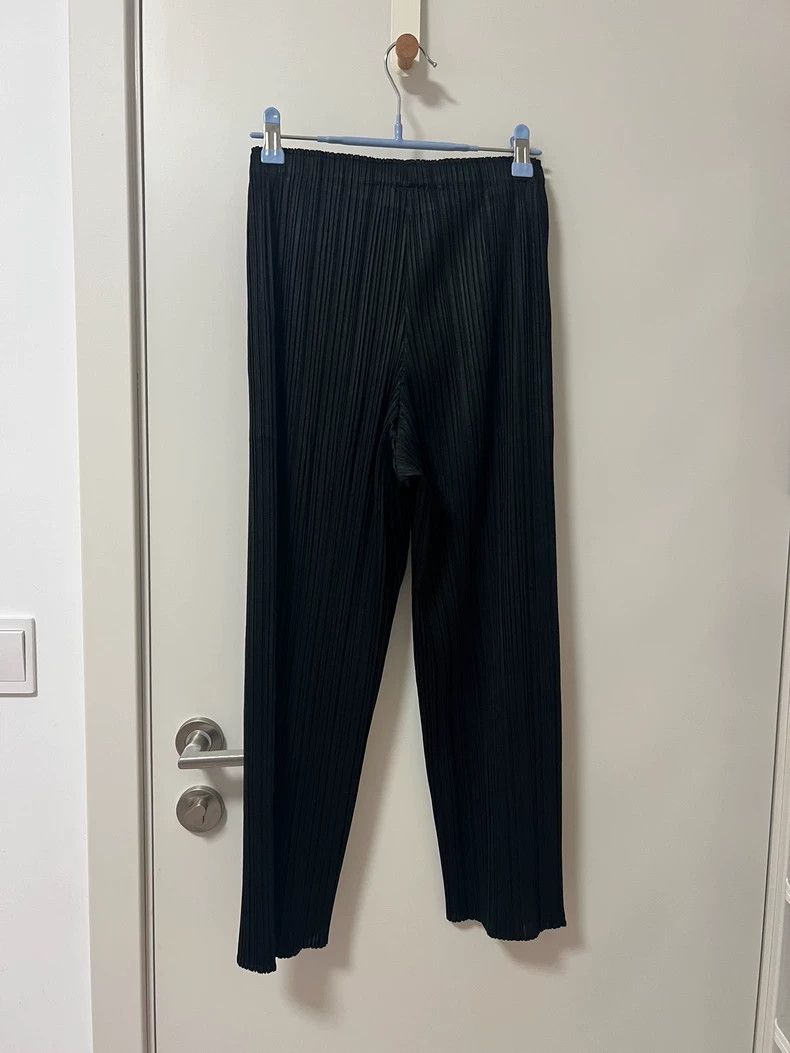 Issey Miyake Issey Miyake size:0 Black pleated pants Size 42" / US 20 - 2 Thumbnail