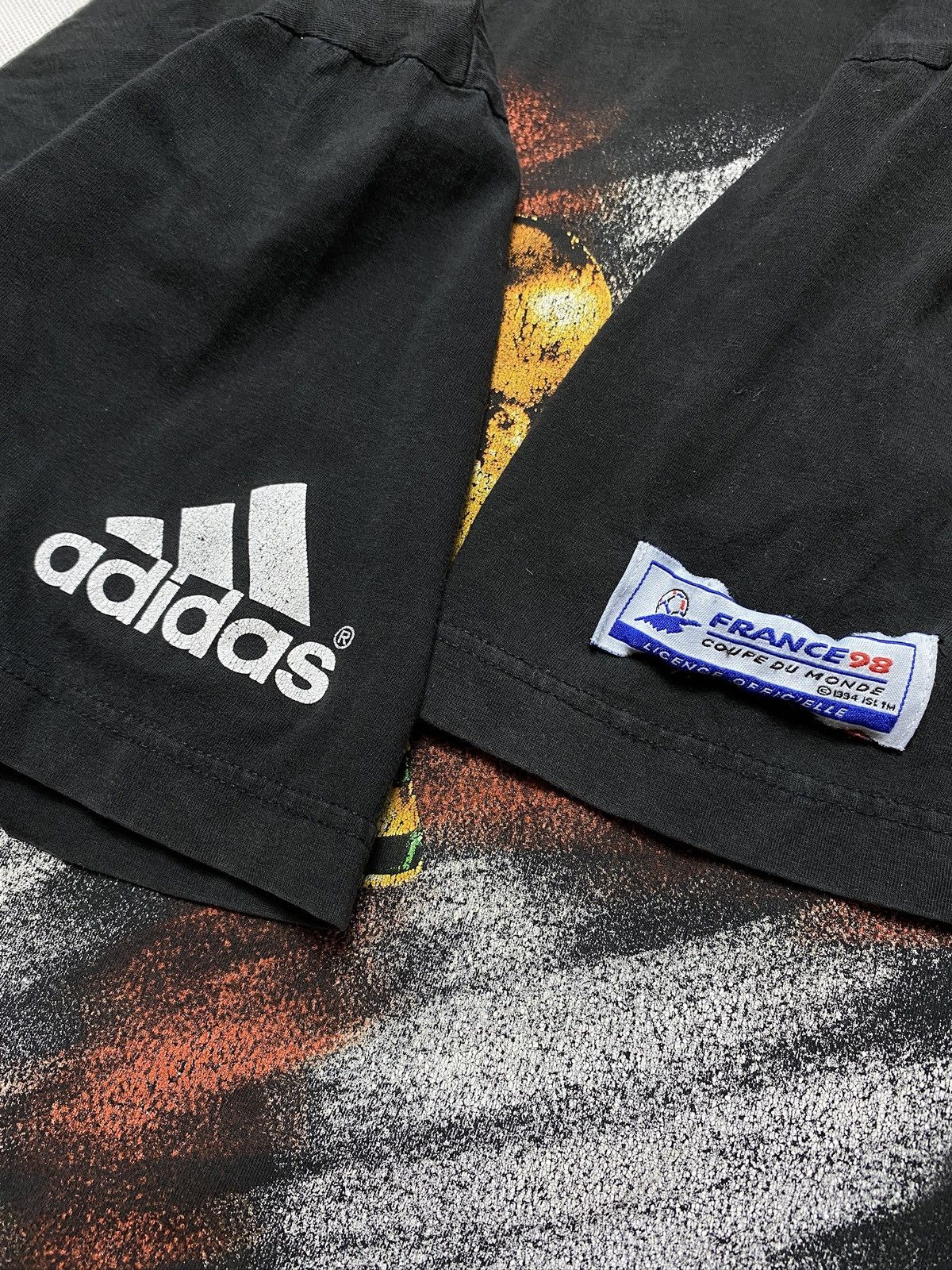Adidas × Vintage France 98 FIFA black tee vintage 90s football soccer jersey Size US M / EU 48-50 / 2 - 4 Thumbnail