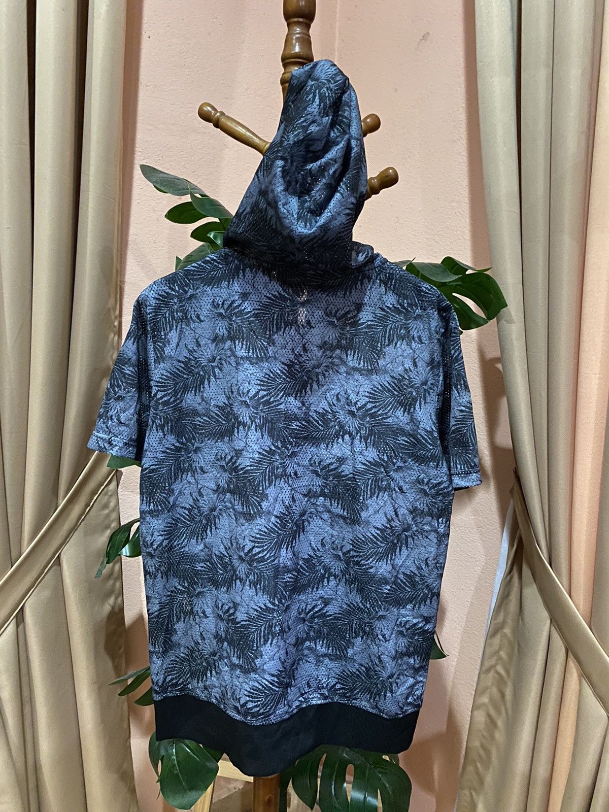 Other Urge Hooded Zip Jacket with Abstract Palm Design Casual Wear Size US M / EU 48-50 / 2 - 5 Thumbnail