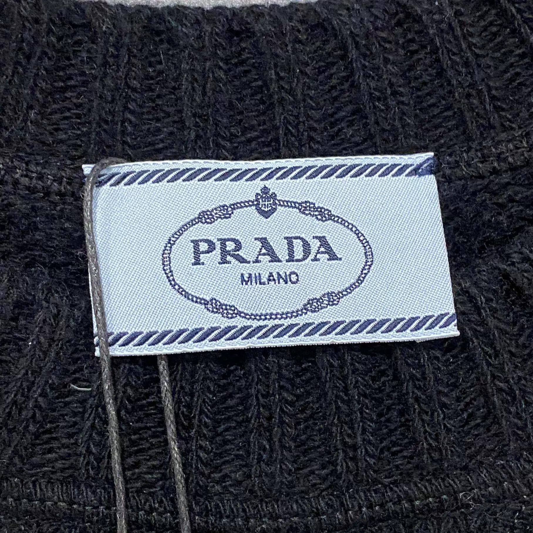 Prada PRADA Black Slogan Logo Bestseller Sweater Size XS / US 0-2 / IT 36-38 - 3 Thumbnail