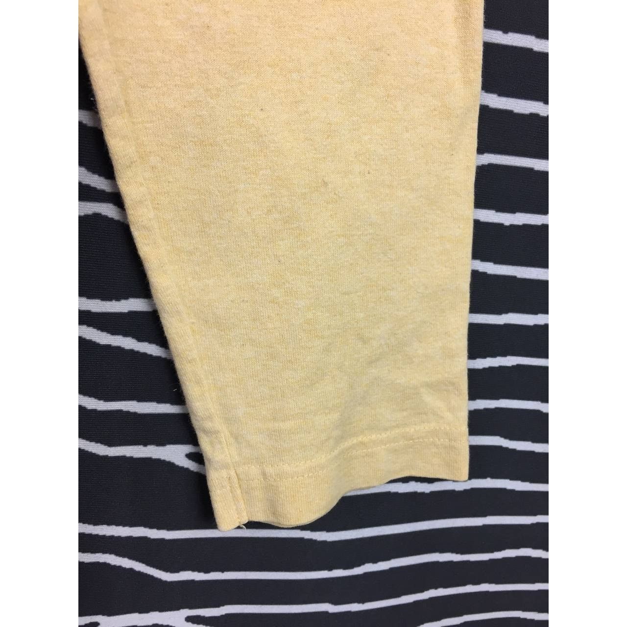 Keith Haring × Uniqlo Vtg Keith Haring Sharks Jets Uniqlo Longsleeve Tee Size US L / EU 52-54 / 3 - 4 Thumbnail