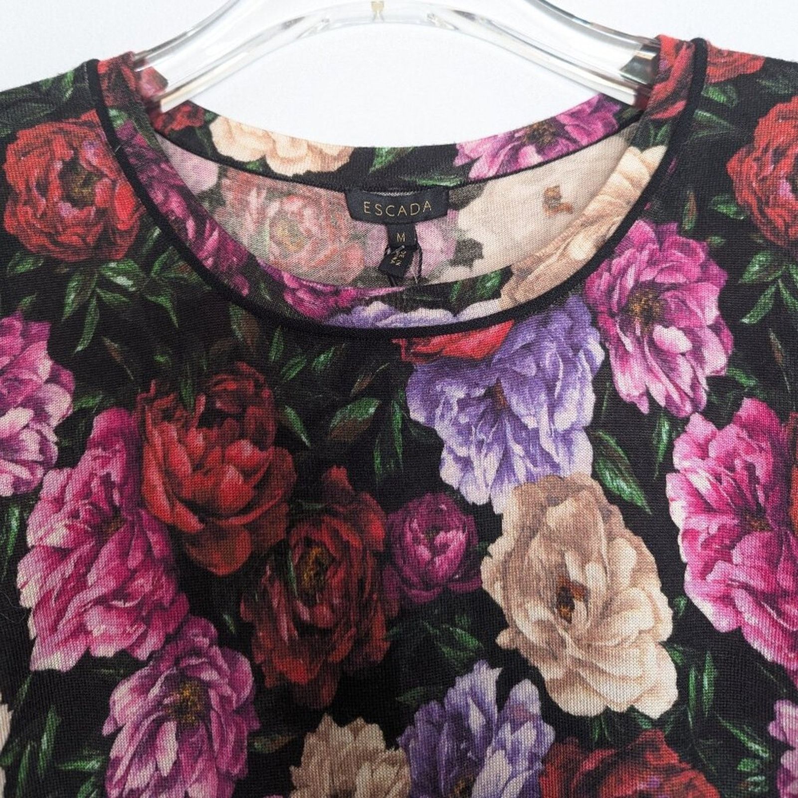 Escada Escada Pink Floral Rose Print Short Sleeve Knit Top NWT M Size M / US 6-8 / IT 42-44 - 10 Thumbnail