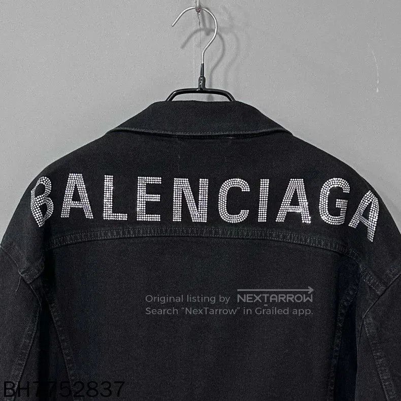Balenciaga Balenciaga Back Rhinestone Logo Denim Jacket Size XS / US 0-2 / IT 36-38 - 4 Thumbnail