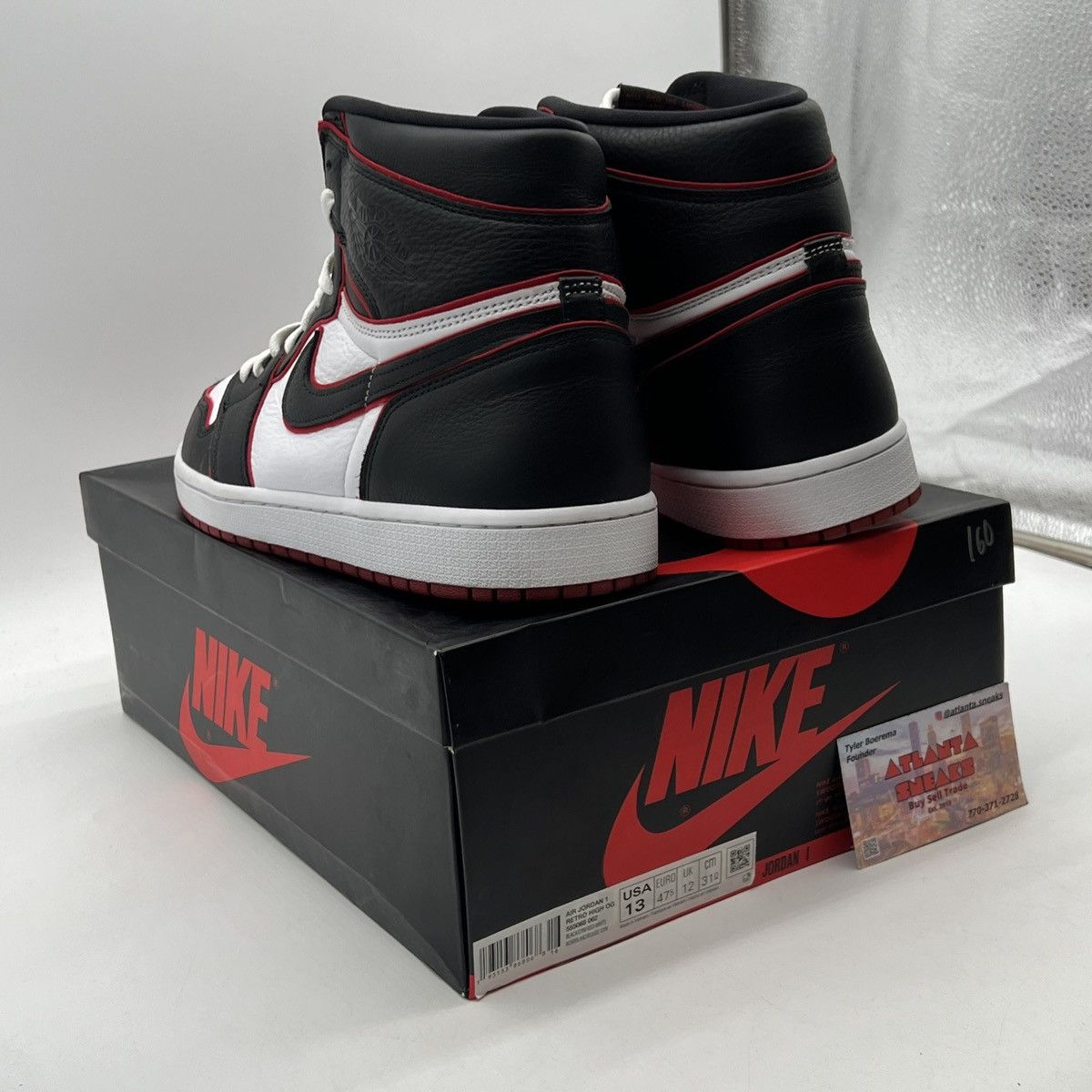Jordan Brand Air Jordan 1 high bloodline Size US 13 / EU 46 - 4 Thumbnail