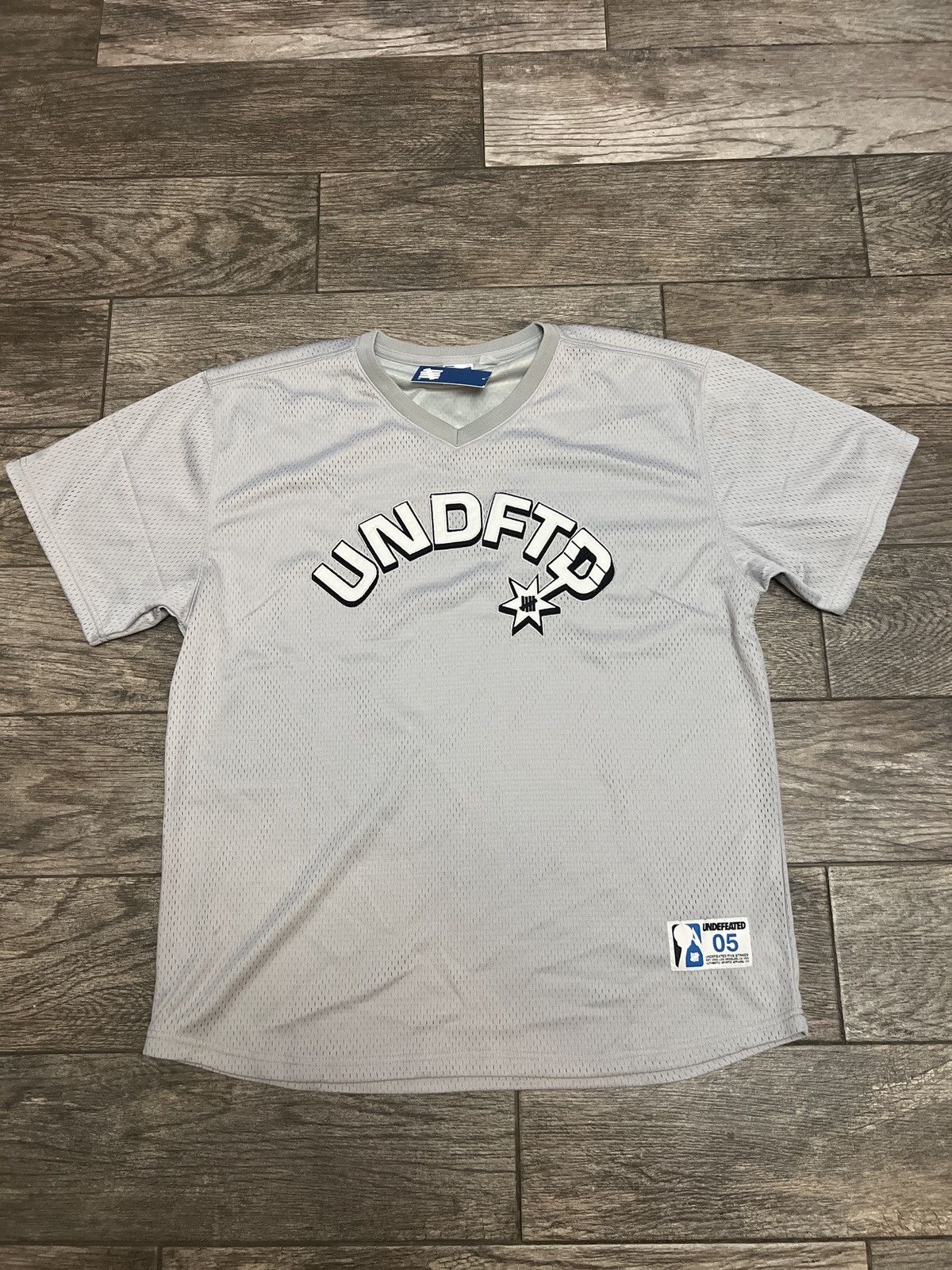 Undefeated Shootout Practice Jersey (Size Large)