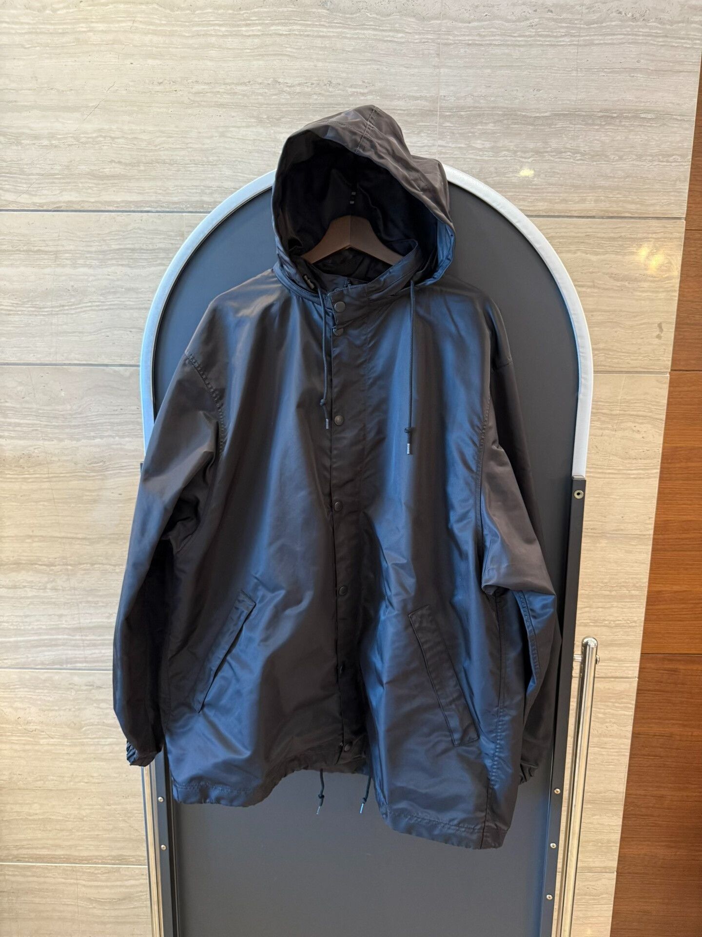 Balenciaga balenciaga ss23 logo print hooded jacket Size US XS / EU 42 / 0 - 2 Thumbnail