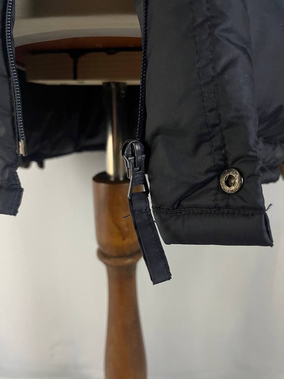 Moncler Moncler Grenoble Down Jacket Navy Vintage Size US M / EU 48-50 / 2 - 9 Thumbnail