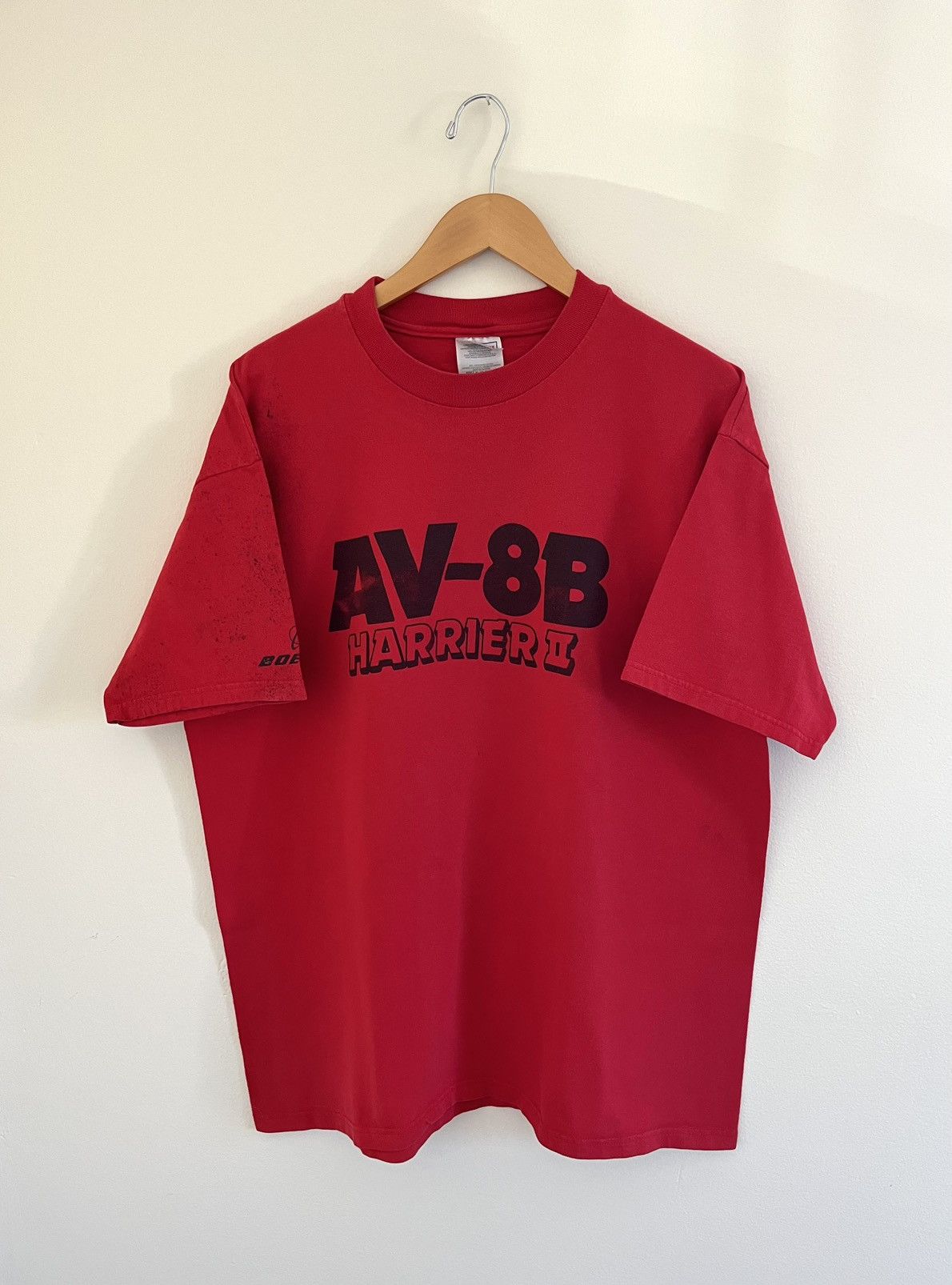 Vintage Vintage 90’s Boeing AV-8B Harrier II T-Shirt Size US XL / EU 56 / 4 - 1 Thumbnail