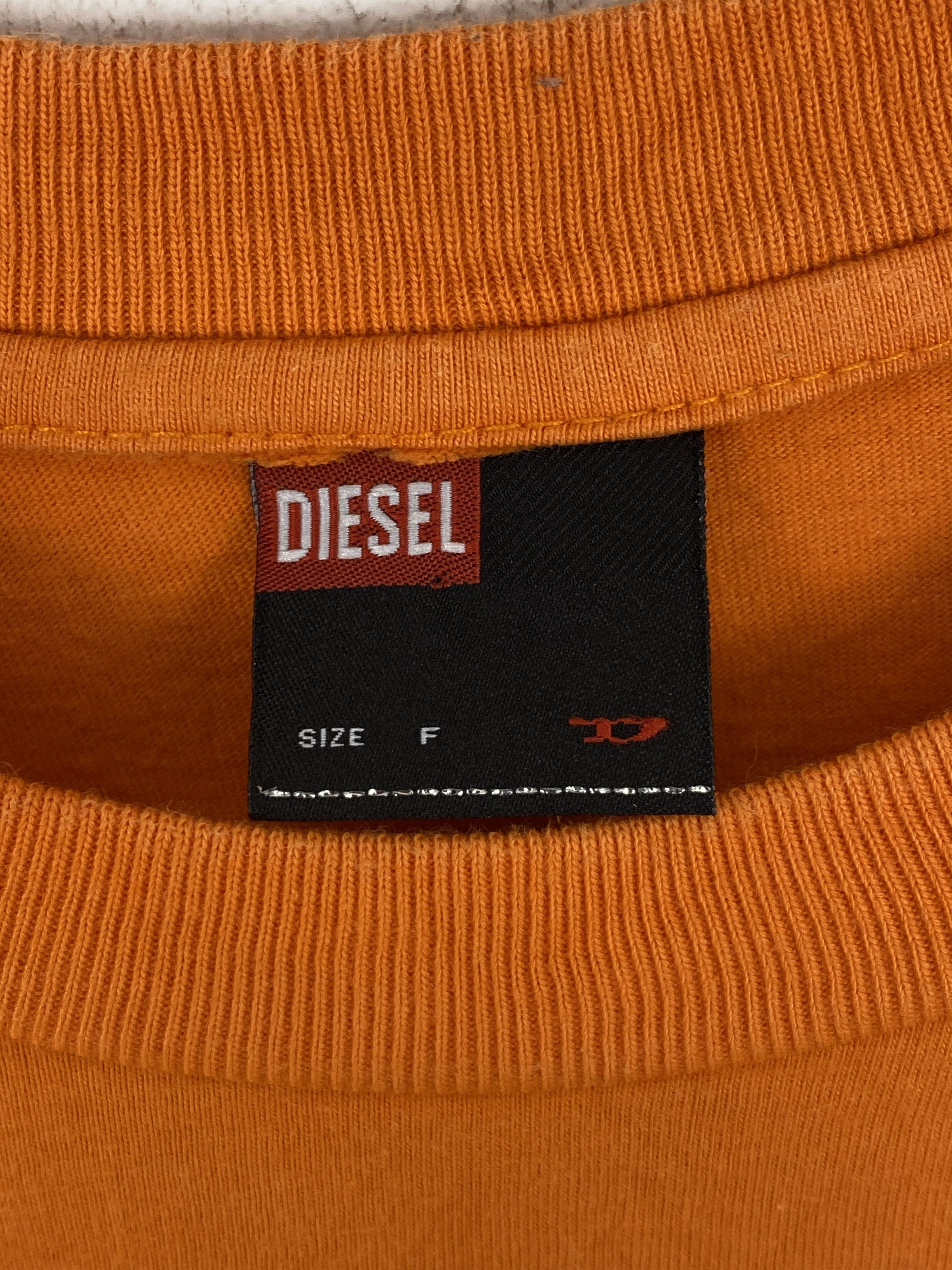 Designer × Diesel × Vintage Vintage Diesel Central Logo Short Sleeve Tshirt TA0570 Size US XS / EU 42 / 0 - 5 Thumbnail