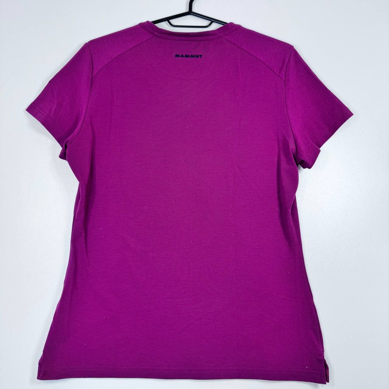 Mammut Mammut Womens V Neck T Shirt Pink Outdoor Graphic Size S Size S / US 4 / IT 40 - 8 Thumbnail