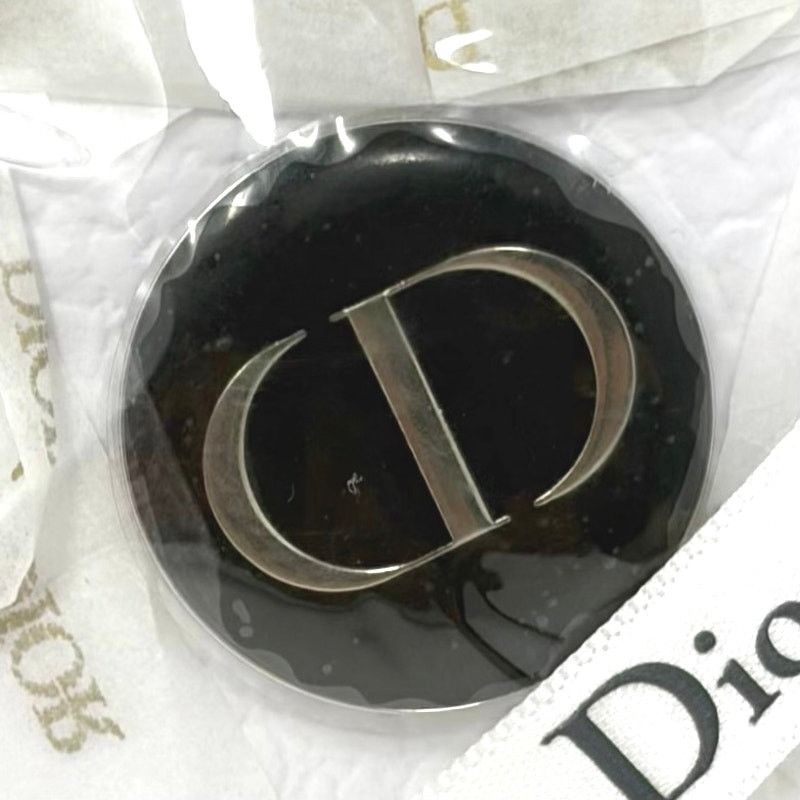 Dior Dior Beaute ‘CD’ Pin Size ONE SIZE - 5 Thumbnail