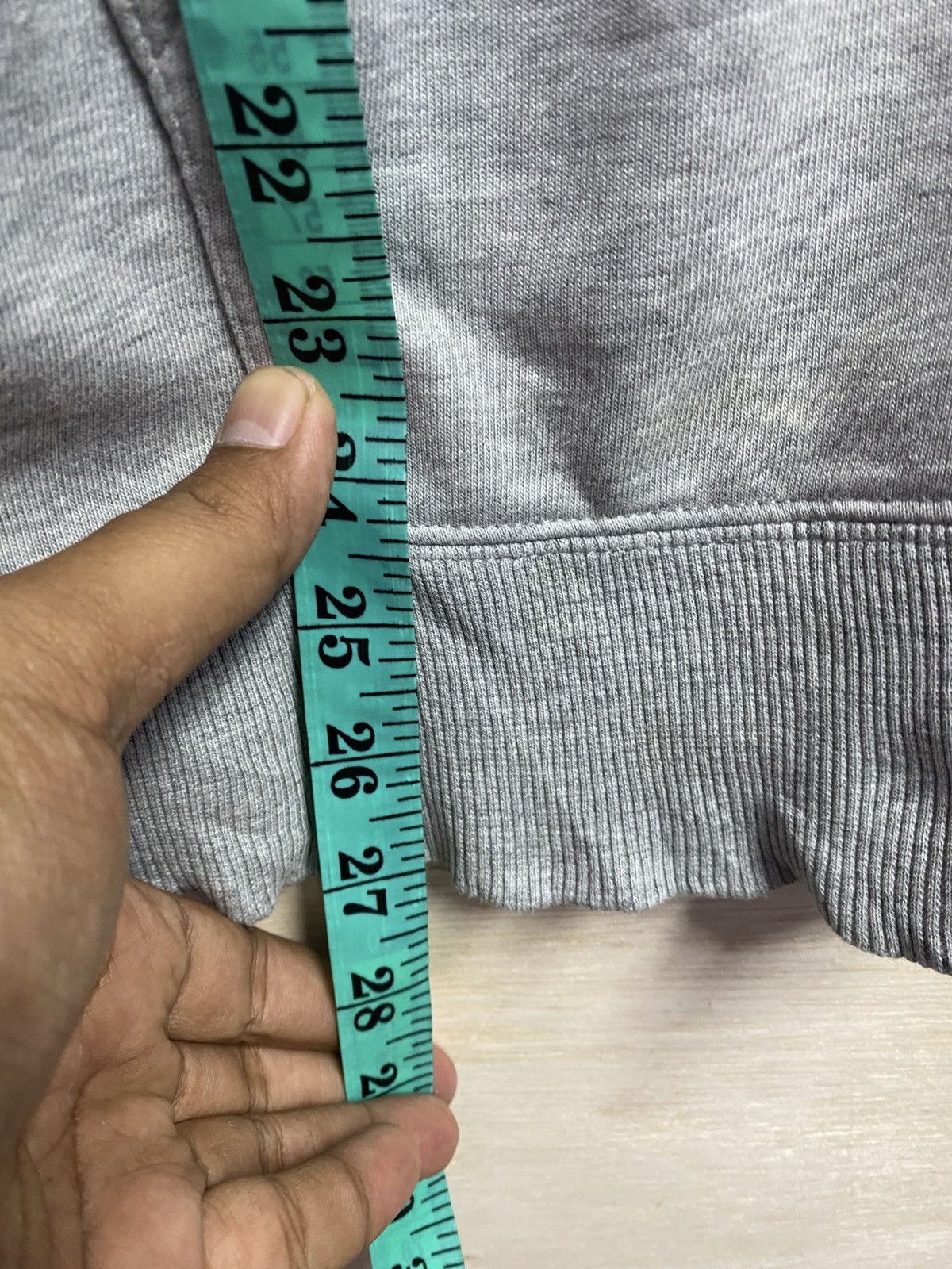 Champion gray Champion UCLA Bruins full-zip hooded sweatshirt. Size US XL / EU 56 / 4 - 9 Thumbnail