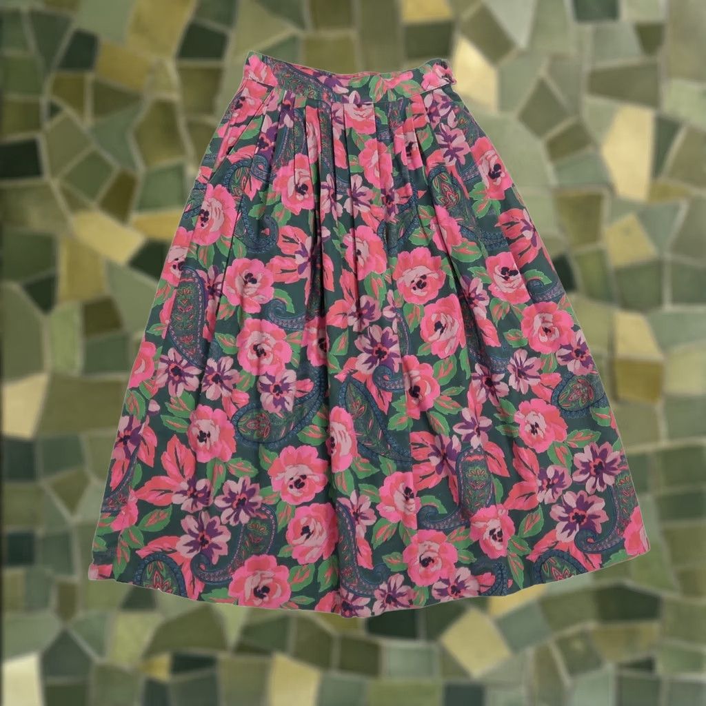 Charter Club VINTAGE Charter Club Skirt 4 pink and green floral pleated a-line midi 90s Size 27" / US 4 / IT 40 - 1 Thumbnail