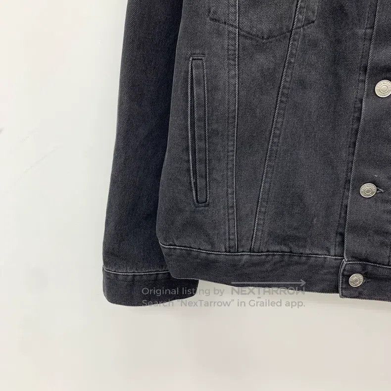 Balenciaga Balenciaga Black Logo Alphabet Embroidered Distressed Cott Size US M / EU 48-50 / 2 - 4 Thumbnail