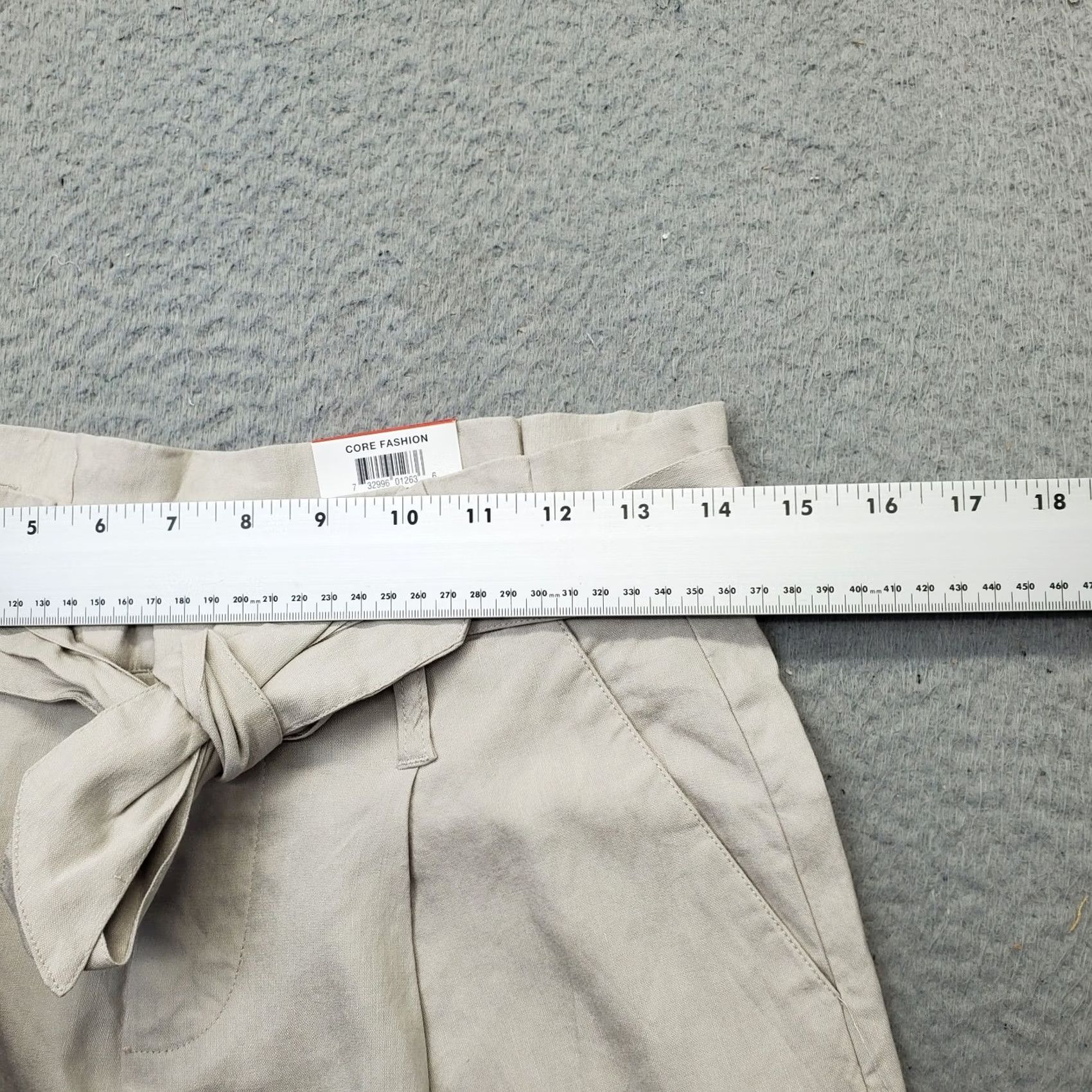 Vintage INC International Concepts Paperbag Shorts Womens XS Tan Regular Fit Mid Rise Size 26" / US 2 / IT 38 - 5 Thumbnail