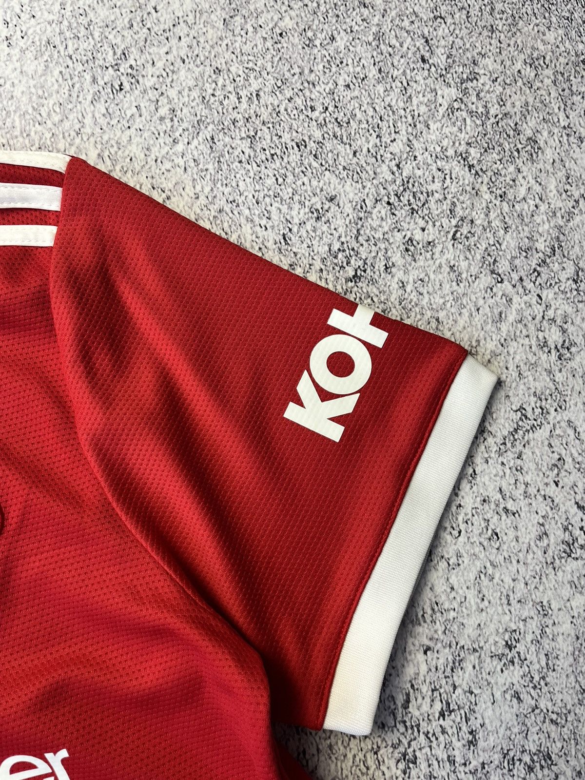 Adidas Vintage Ronaldo #7 Manchester United Home 2021/22 Size US M / EU 48-50 / 2 - 12 Thumbnail