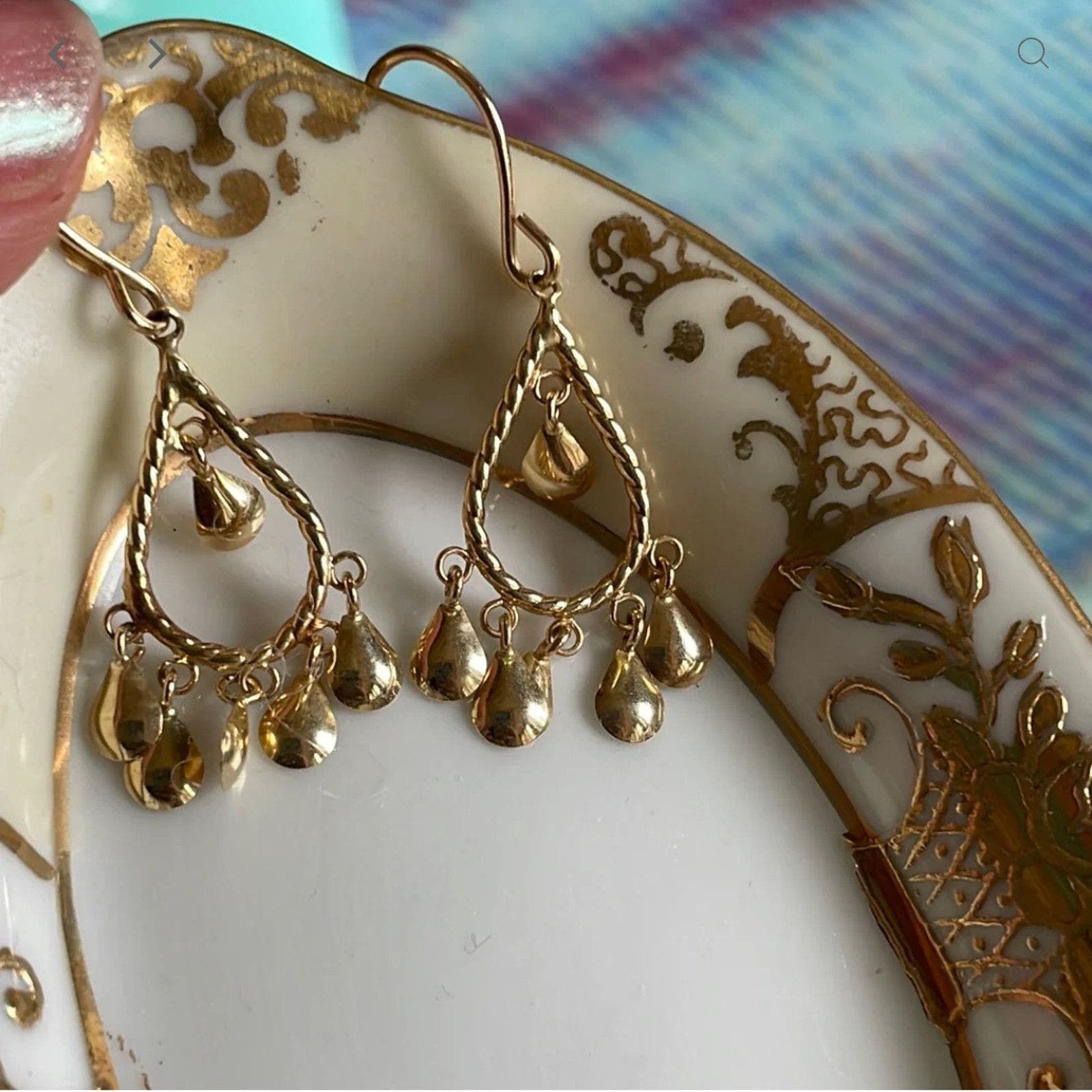 (di)vision Chic Vintage Earrings: Timeless Style for Modern Glamour Wo Size ONE SIZE - 1 Thumbnail