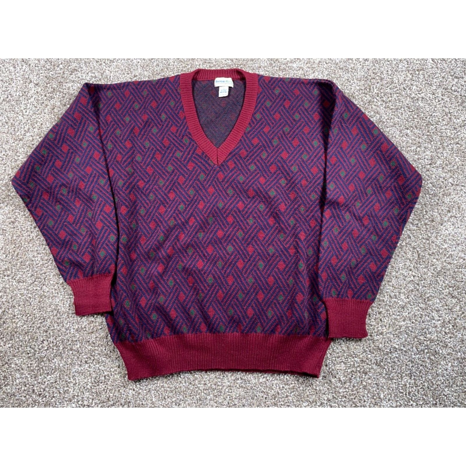 Vintage VINTAGE Sweater Diamond Pattern V-Neck Pullover Adult Large Red Knit Wool-Acrylic Blend Men’s 80s Retro Clothing Size US L / EU 52-54 / 3 - 3 Thumbnail