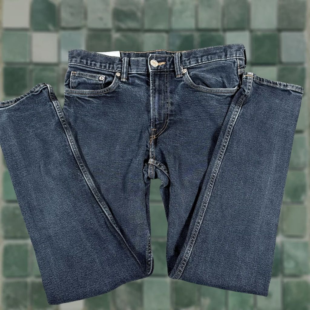 H&M H&M Slim Jeans 31x32 Blue Stretch Denim Classic Fit Straight Leg Pants Jeans Mens 31 Slim Regular 31x28.5 Inseam 32 Zip Pockets Cotton Elastane Denim Size US 31 - 1 Thumbnail