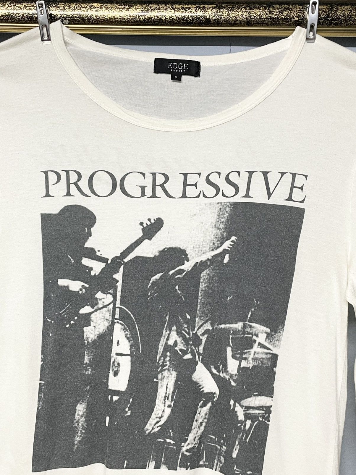 Japanese Brand Vintage 90s Japan The Edge Rupert ‘Progresive’ Music Tshirt Size US M / EU 48-50 / 2 - 3 Thumbnail