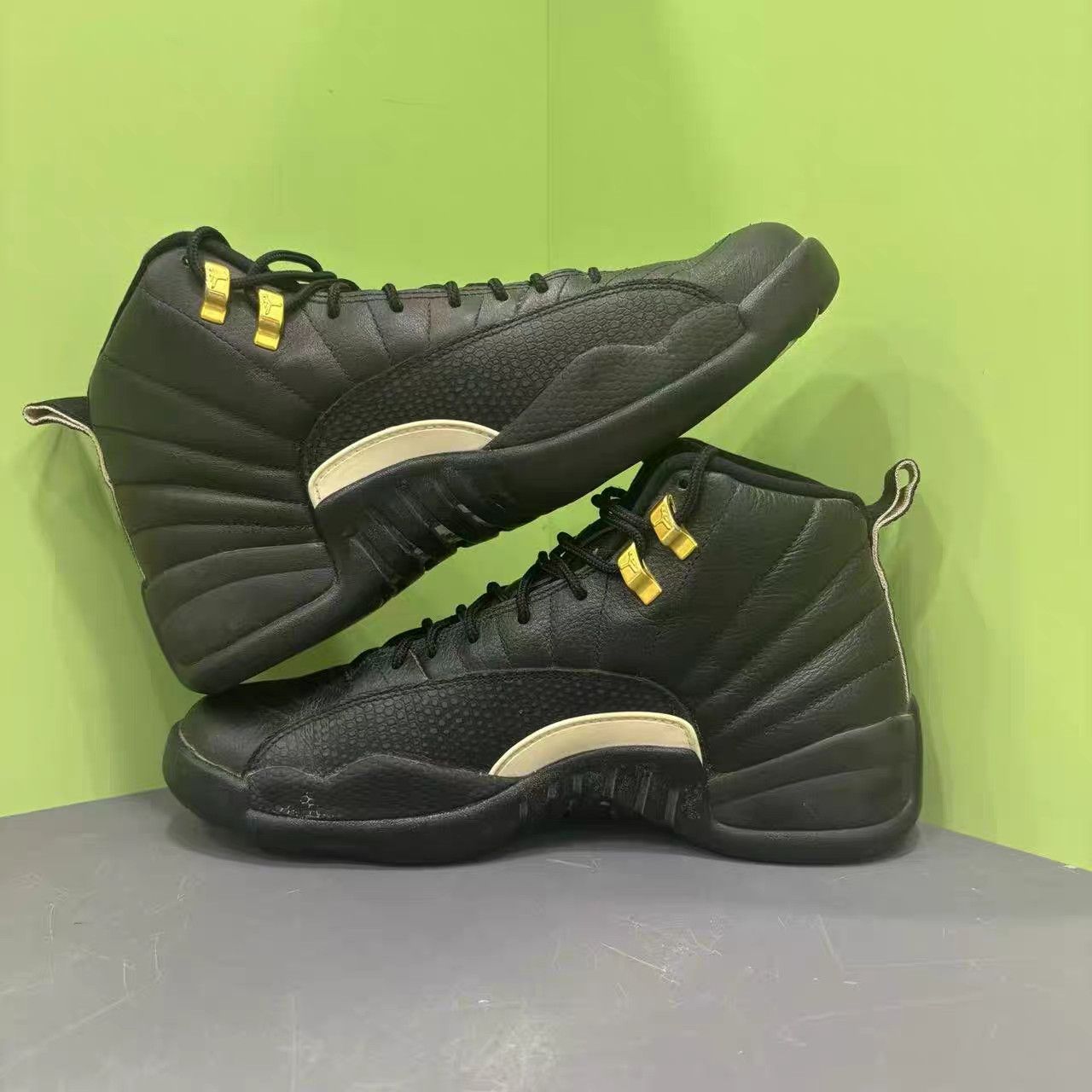 Jordan Brand Air Jordan 12 Black Gold K15 Size US 9 / EU 42 - 6 Thumbnail