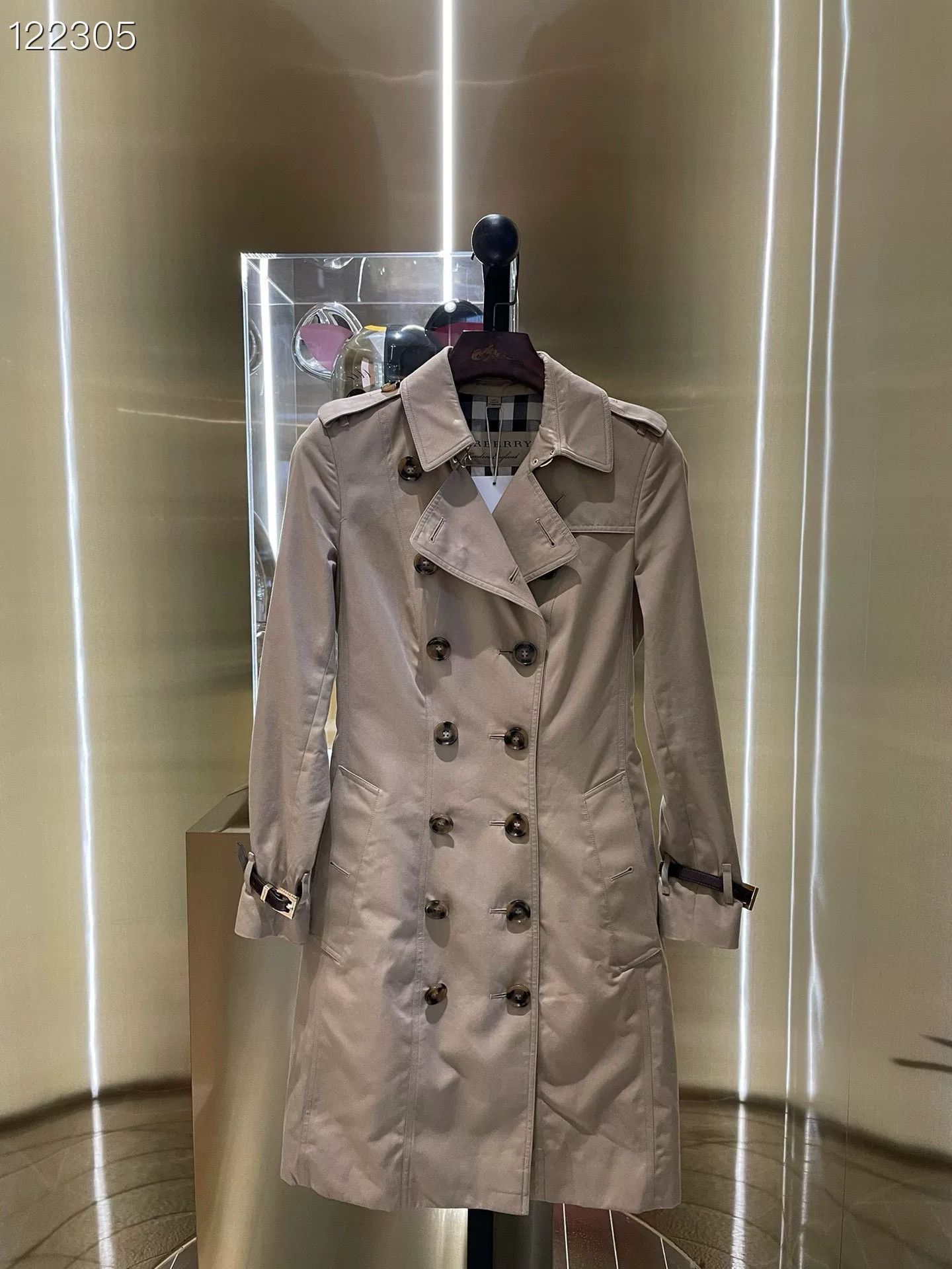 Burberry Burberry Classic Khaki Trench Coat UK4 Size XXS / US 00 / IT 34 - 1 Thumbnail
