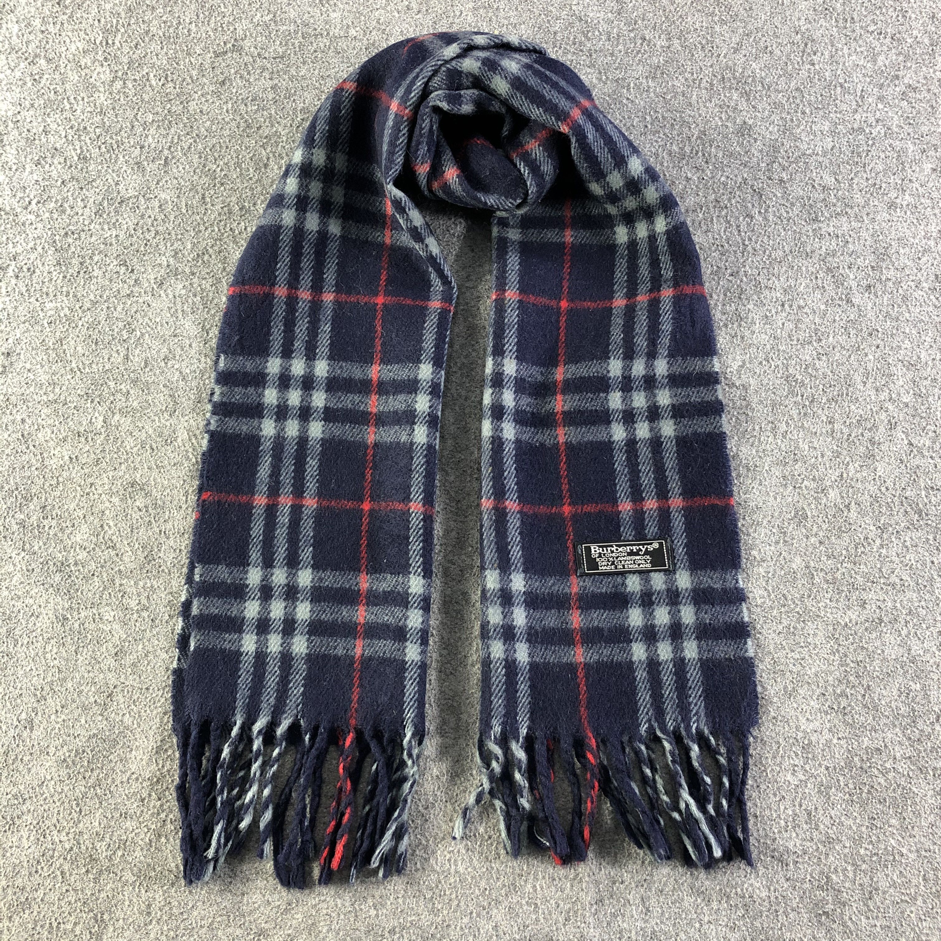 Burberry Burberry Scarf / Muffler / Neckwear P676 Size ONE SIZE - 1 Thumbnail