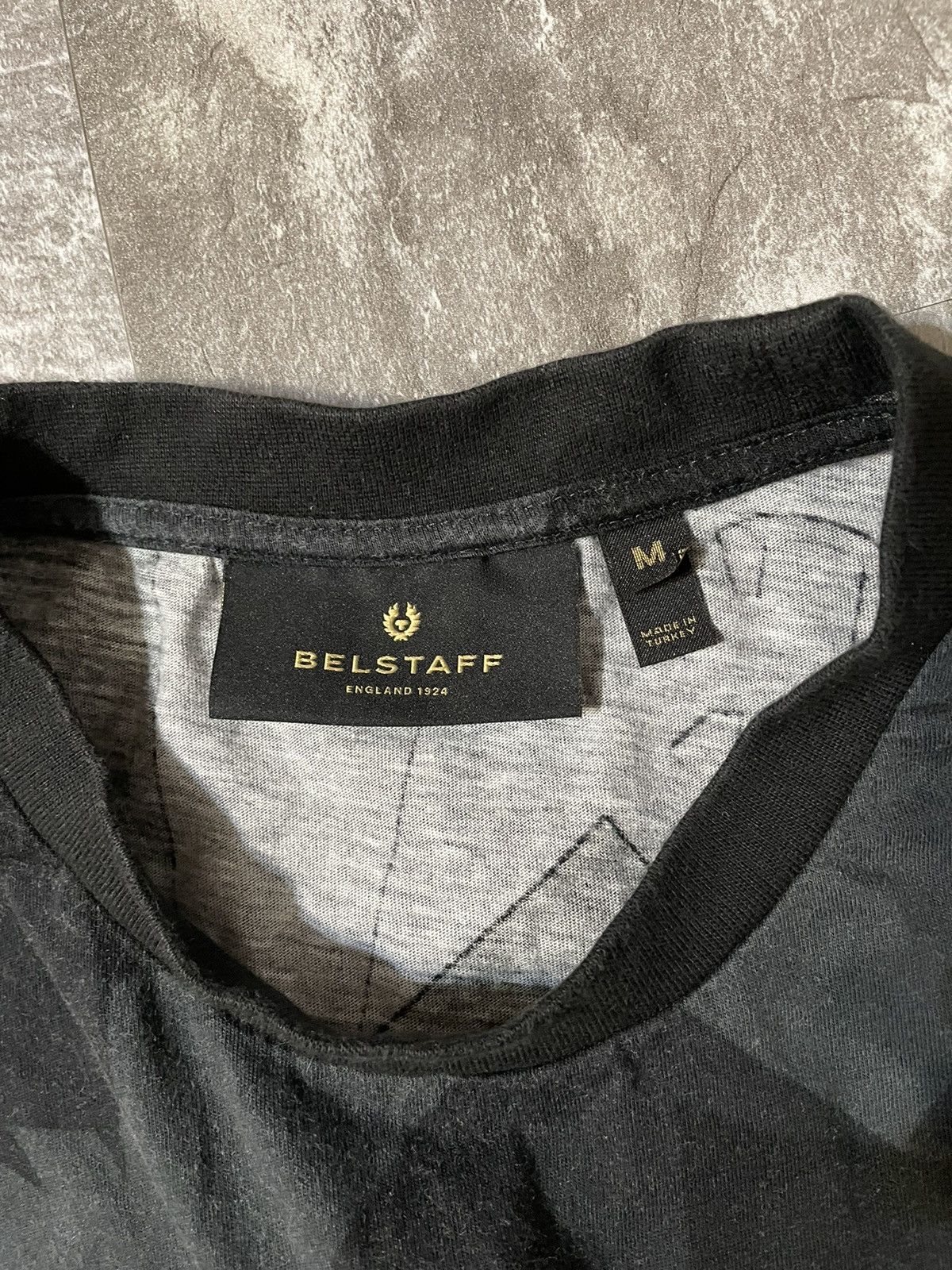 Belstaff Vintage Belstaff T Shirt Size S 90s Streetwear Y2K Monogram Size US M / EU 48-50 / 2 - 4 Thumbnail