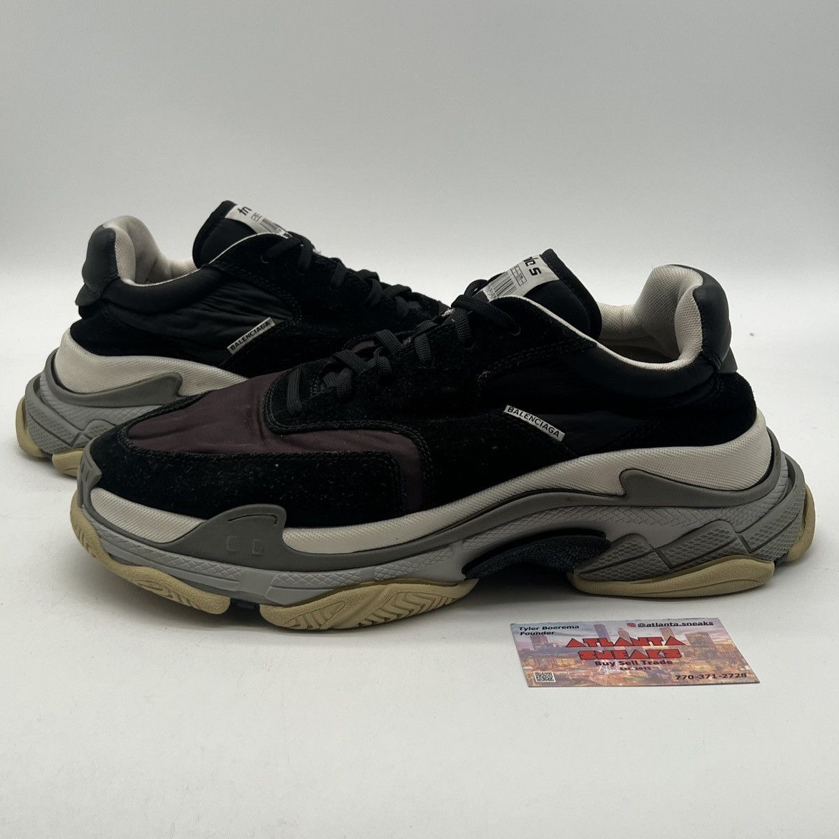 Balenciaga Balenciaga triple s sneaker Bordeaux Size US 12 / EU 45 - 1 Thumbnail