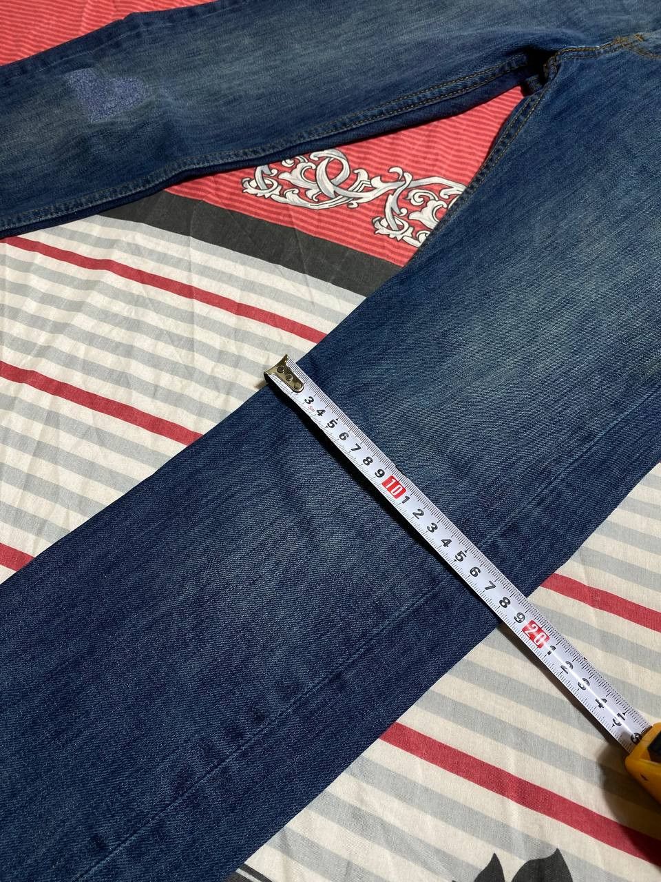 Levi's × Vintage vINTAGE Levi’s Retro Y2K Men`s Blue Denim Jeans Size US 32 / EU 48 - 6 Thumbnail