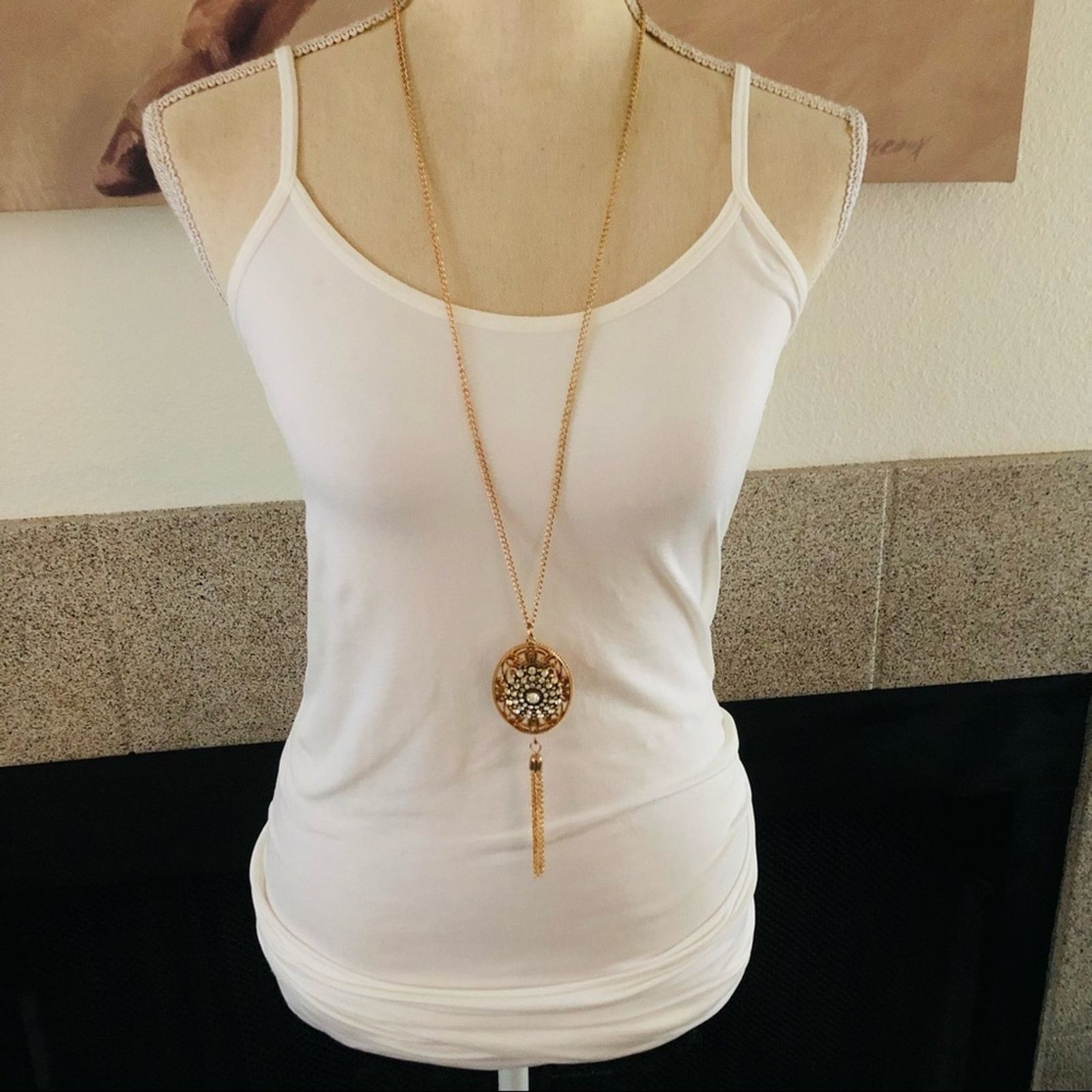 Handmade Hand crafted gold plated stone filigree medallion necklace Size ONE SIZE - 2 Thumbnail