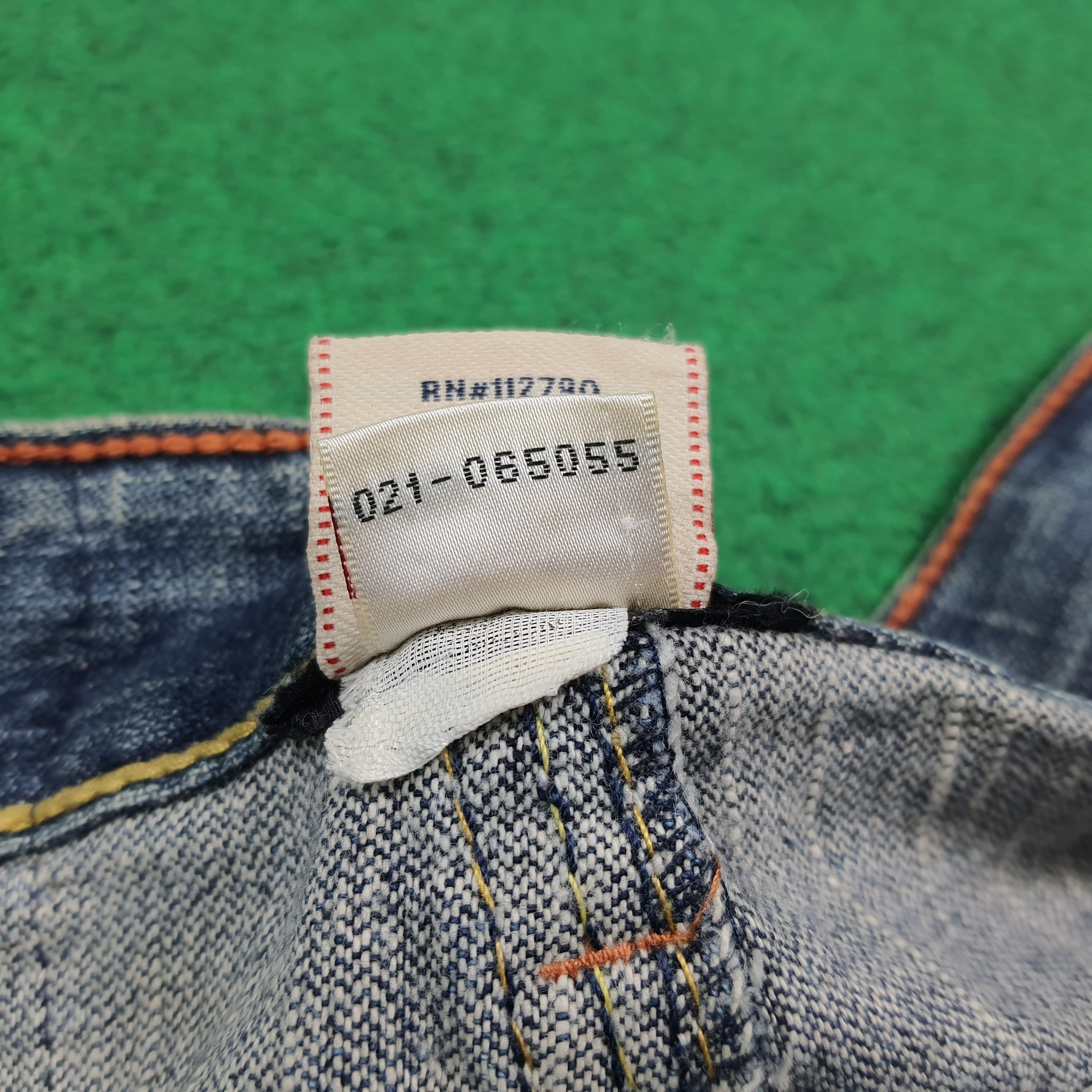 True Religion Vintage True Religion Joey Big T Flare Jeans C297N23 Size US 31 - 10 Thumbnail