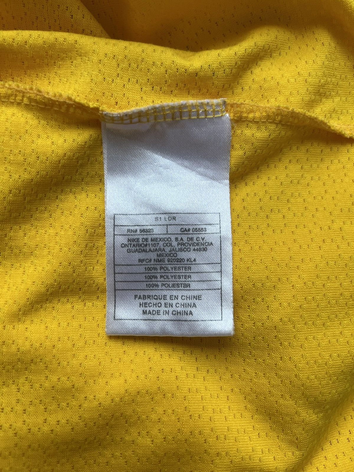 Nike Brazil Home Jersey 2000/01 Size US M / EU 48-50 / 2 - 8 Thumbnail