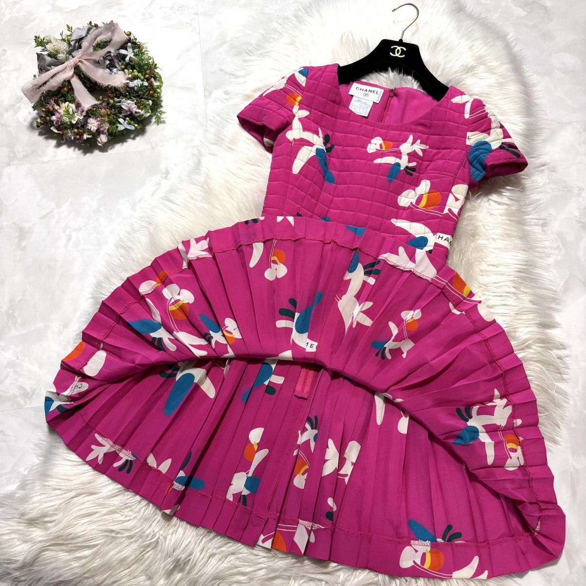 Chanel runway Chanel quilted short sleeve floral dress, pink Size XS / US 0-2 / IT 36-38 - 6 Thumbnail
