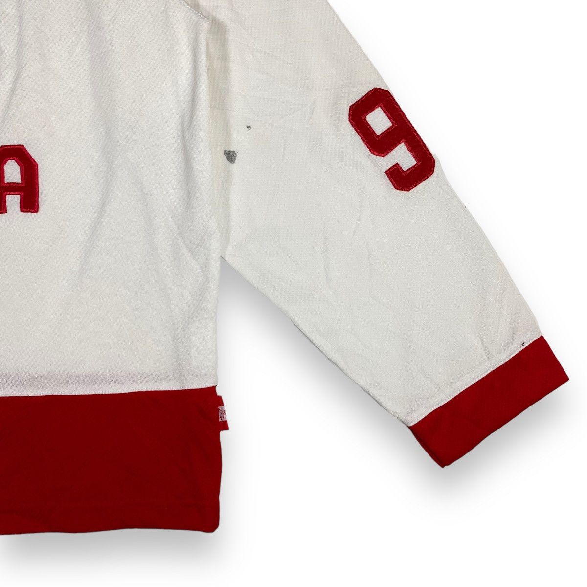 Vintage VINTAGE CANADA HOCKEY JERSEY Size US L / EU 52-54 / 3 - 5 Thumbnail