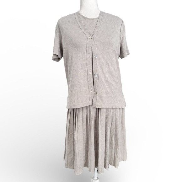Vintage Vintage Beige Button-Up Knit Cardigan and Drop Waist Pleated Size M / US 6-8 / IT 42-44 - 2 Thumbnail