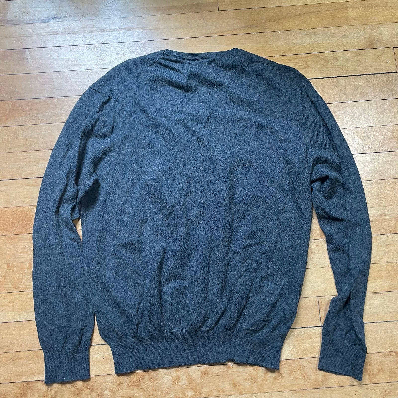 Polo Ralph Lauren Polo Ralph Lauren V Neck Sweater Gray Size M Minimal Preppy Size US M / EU 48-50 / 2 - 3 Thumbnail