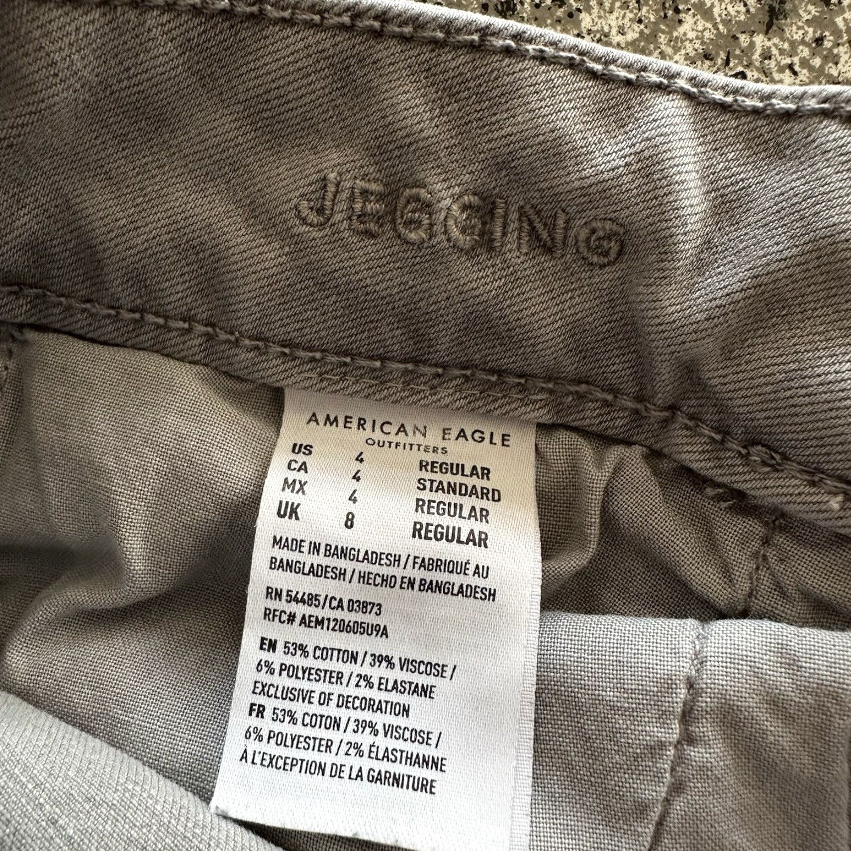American Eagle Outfitters American Eagle Jeans 4 Reg 26x28 Mid Rise Distressed Jegging Denim 5-Pocket Women 26" Inseam Gray XS-XL Size 26" / US 2 / IT 38 - 7 Thumbnail
