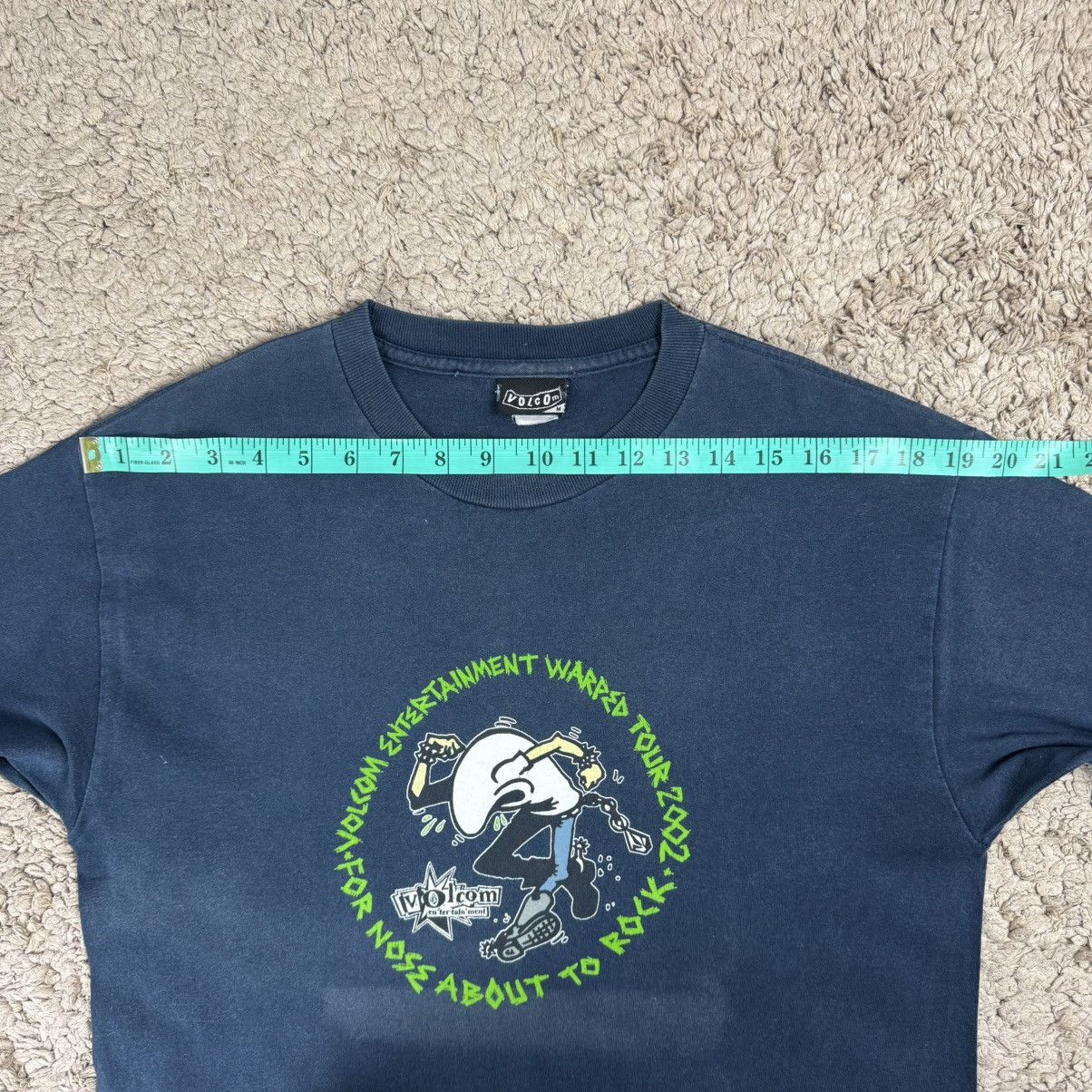 Volcom Vintage Volcom Entertainment Warped Tour 2002 Graphic Tee Size US M / EU 48-50 / 2 - 21 Thumbnail