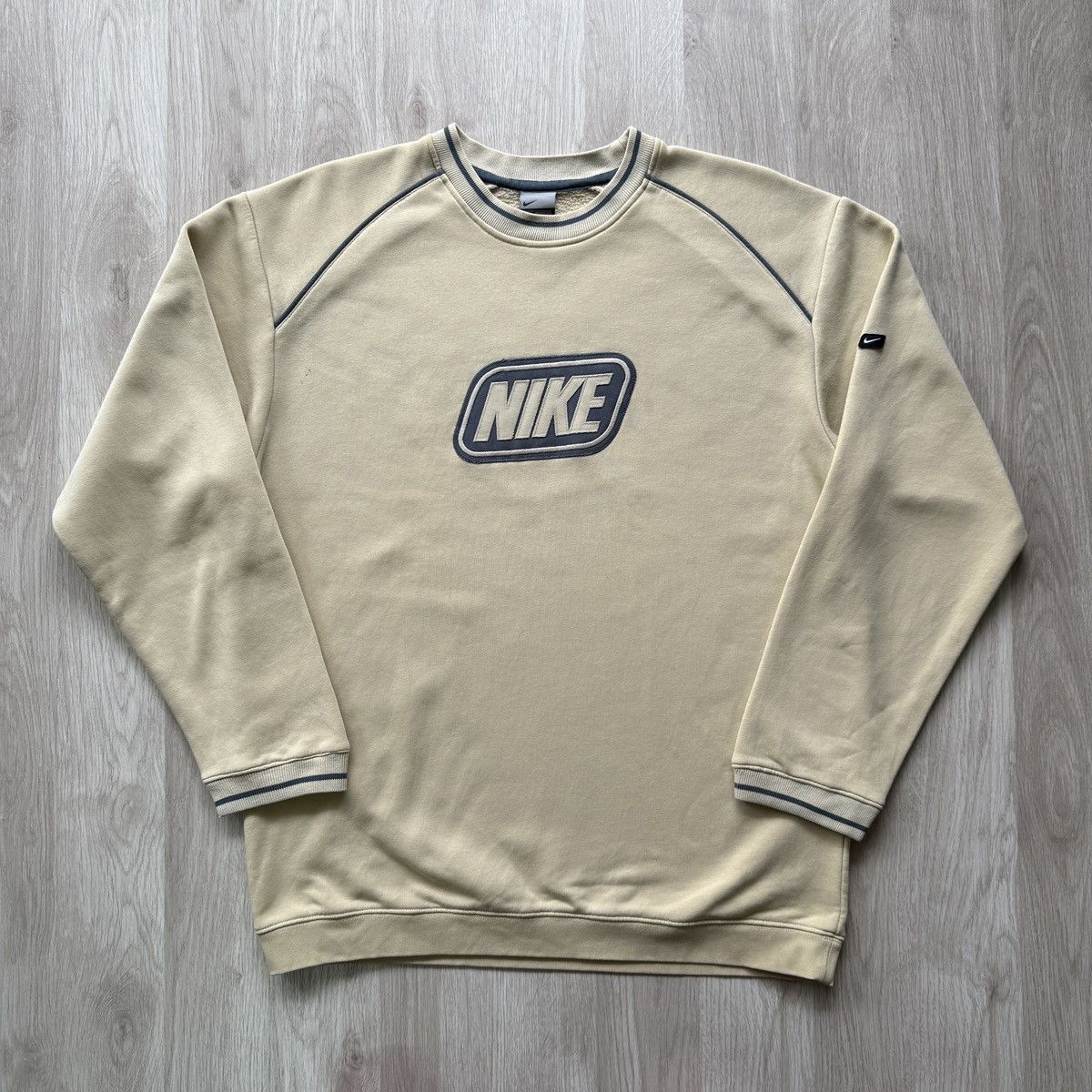 Nike × Vintage Vintage 00s Nike Sweatshirt Size US L / EU 52-54 / 3 - 1 Thumbnail